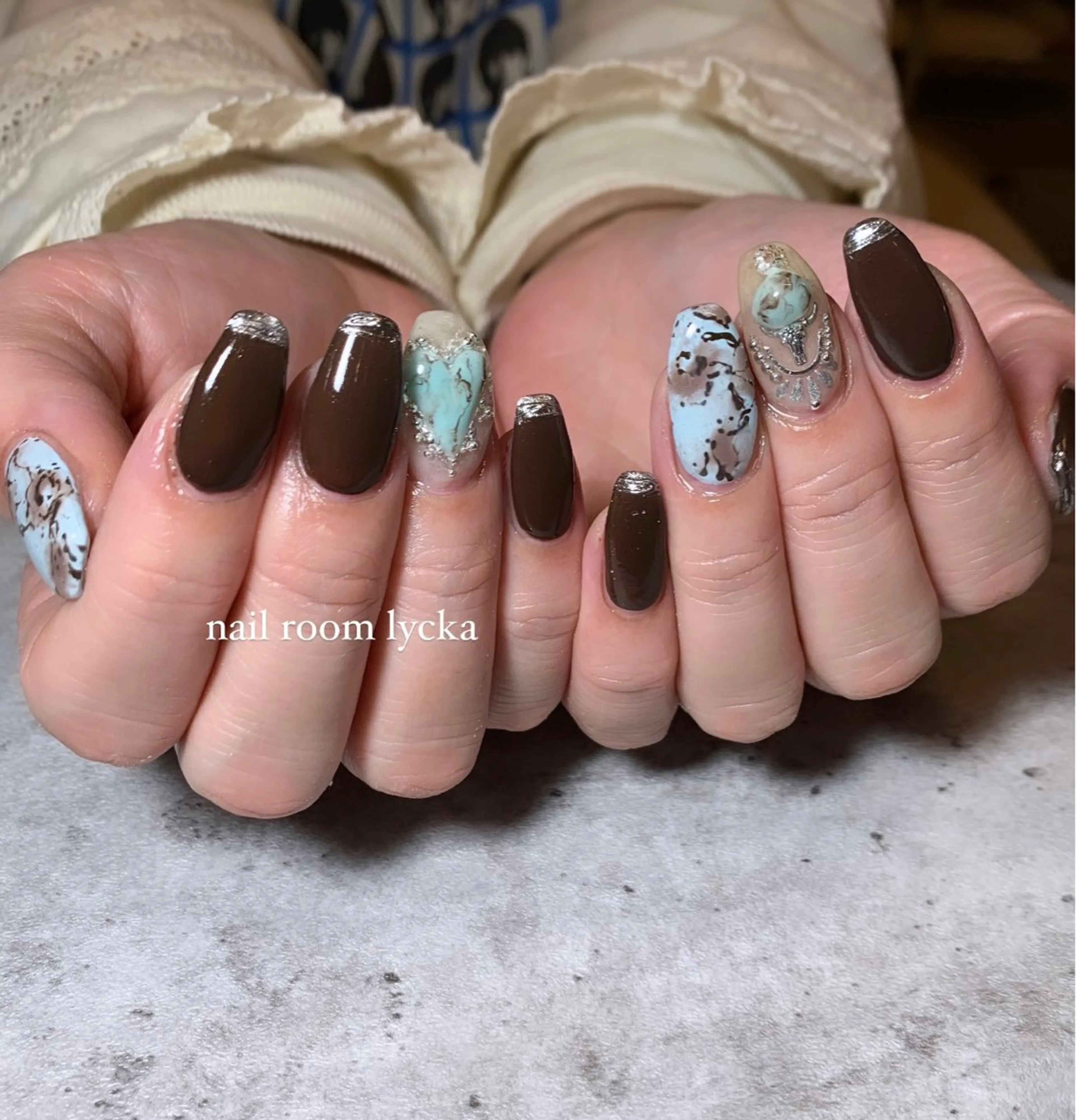 ネイル ﾈｲﾙﾙｰﾑﾘｯｶ 𝐦𝐚𝐲𝐮のネイルデザイン