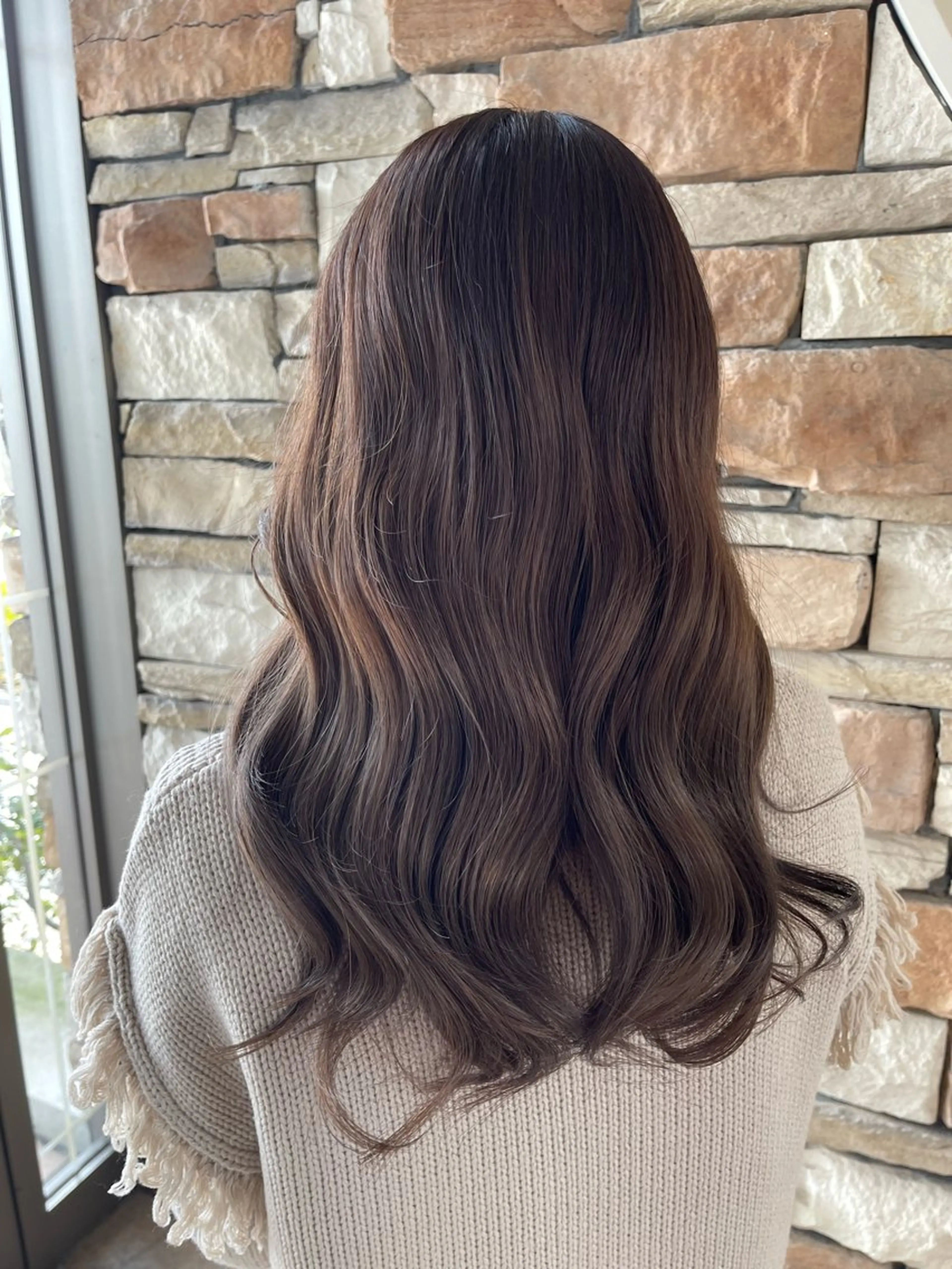 ロング カラー 藤元 美咲のヘアスタイル