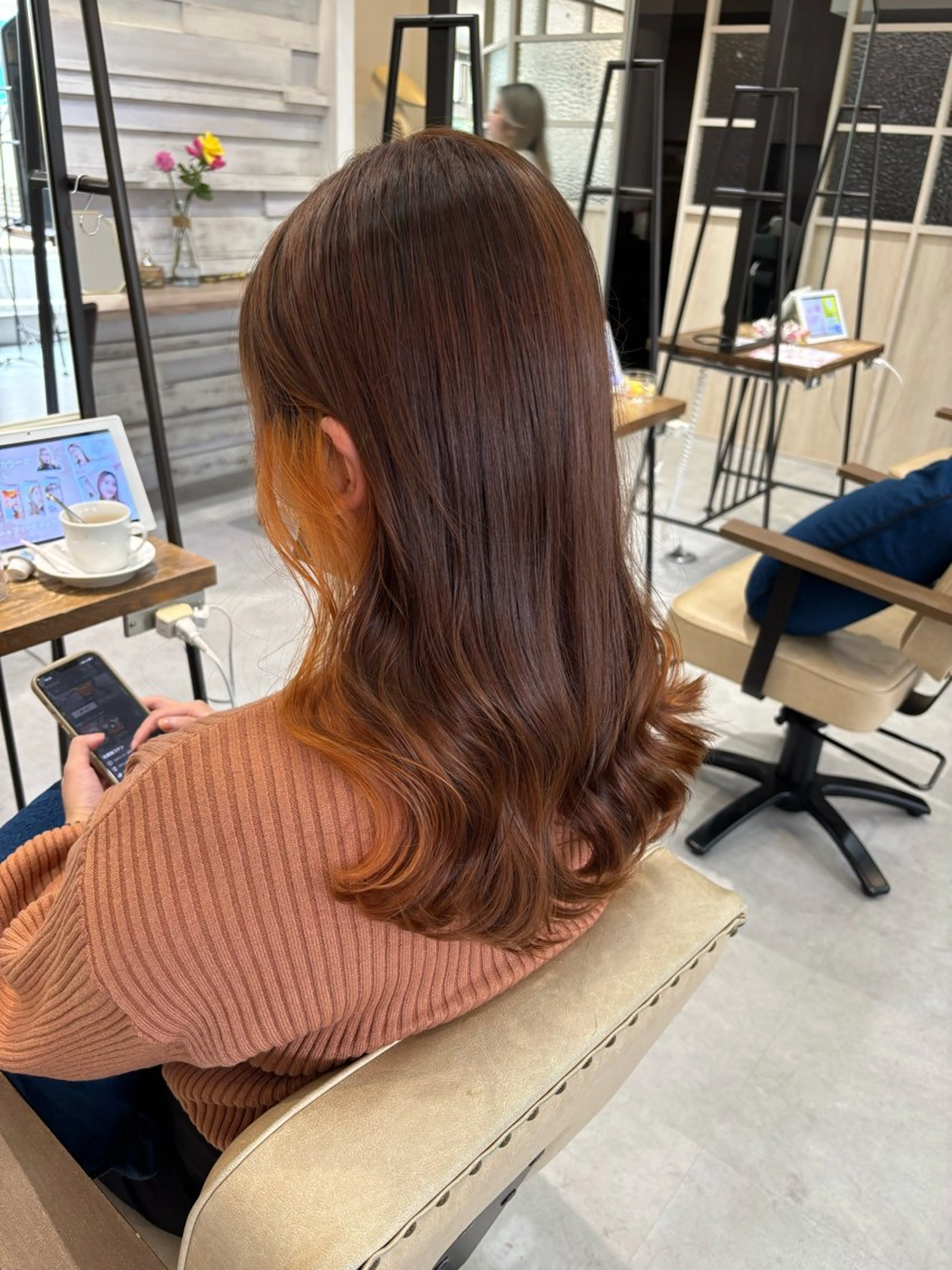 セミロング カラー カット ヘアカラー トリートメント MAKO/モテ髪/ ハイトーン/赤みなしのヘアスタイル