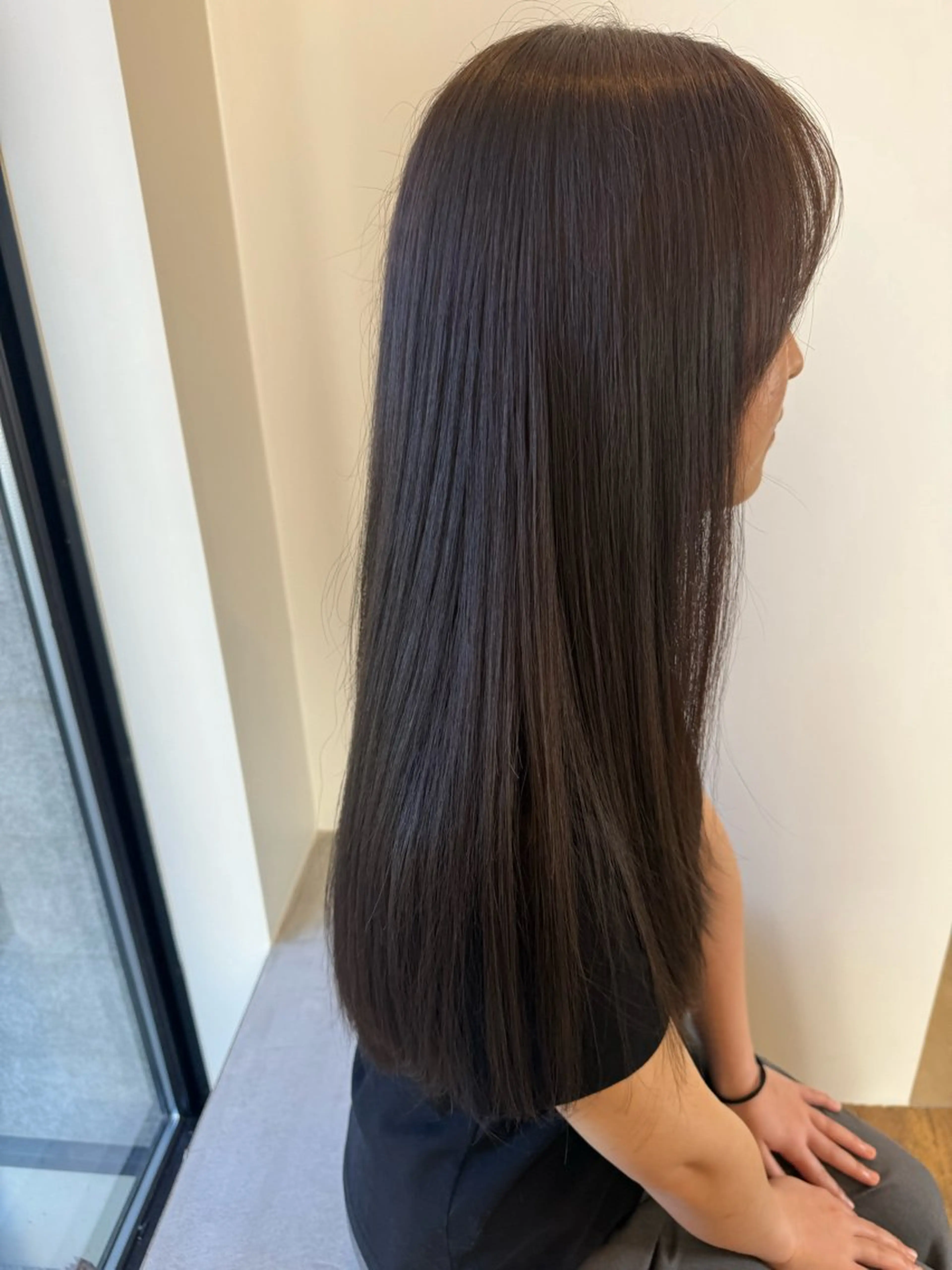 ロング カラー 💛🤍U too e’s 鎌倉🧸のヘアスタイル