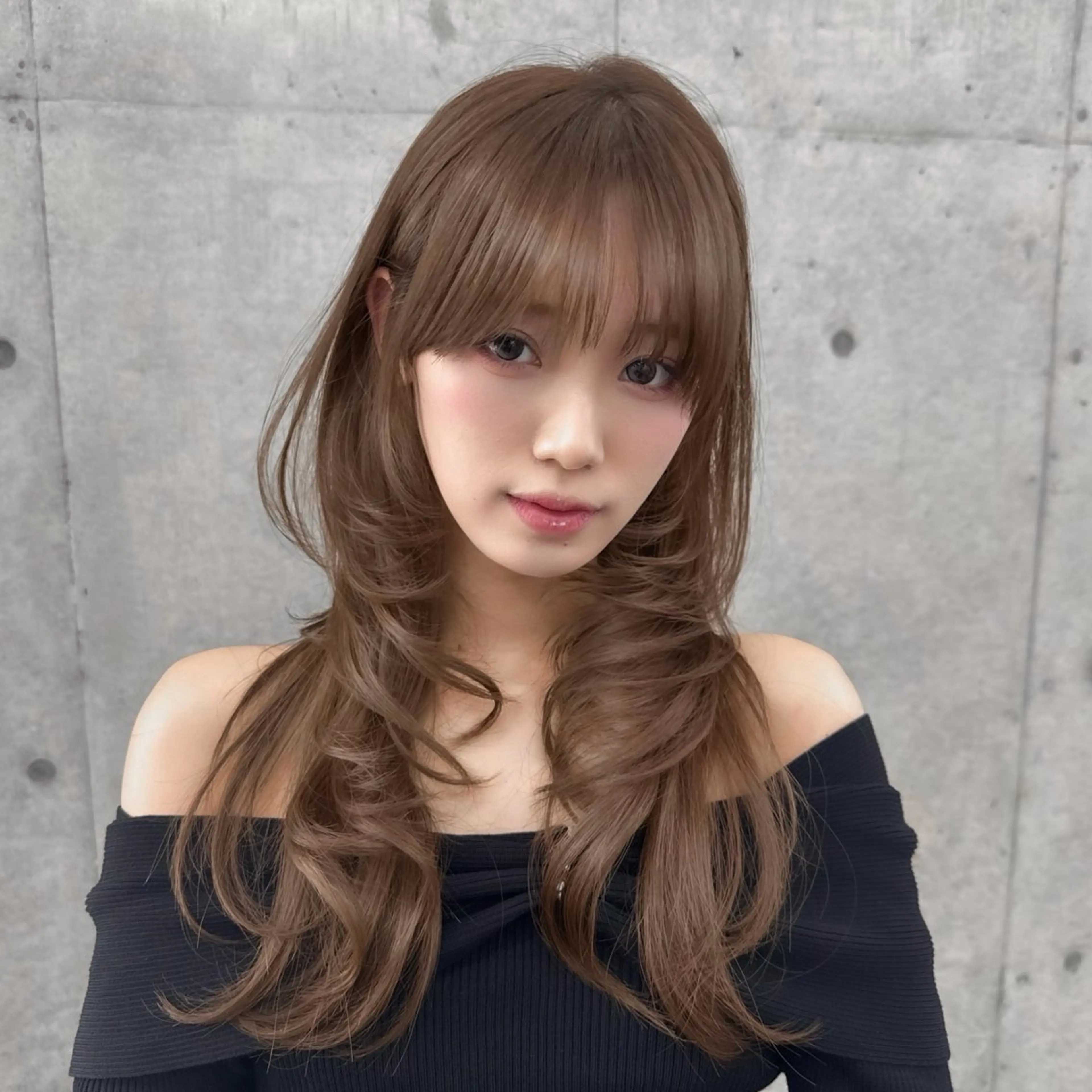 ミディアム カラー カット トリートメント 髪質改善|透明 感カラー🩵レイヤーのヘアスタイル