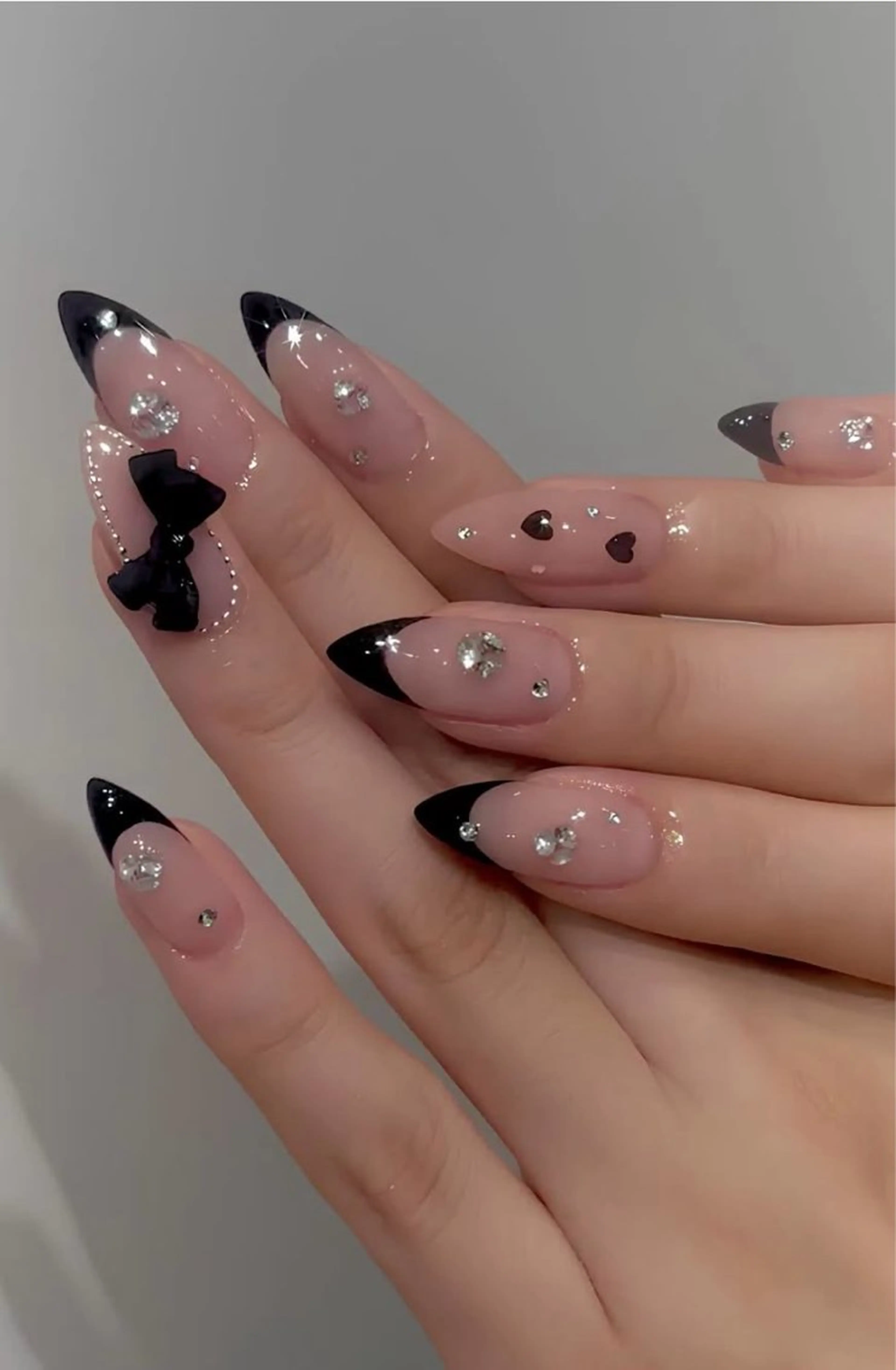 ネイル フレンチネイル キラキラネイル 韓国ネイル シンプルネイル ワンホンネイル ハンドネイル MEI Nailのネイルデザイン