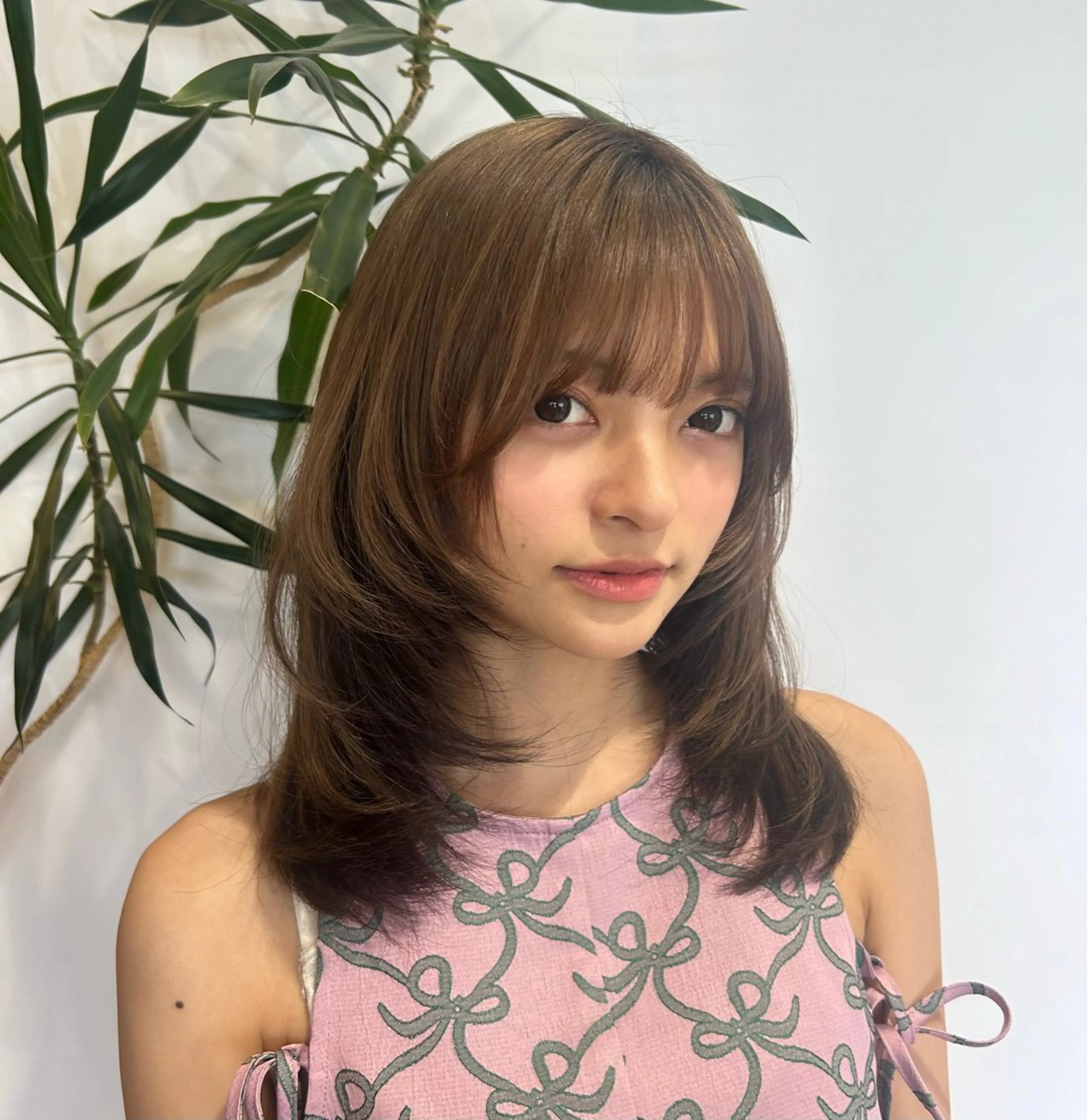 ミディアム レイヤーカット カット ヘアカラー トリートメント 🩷愛咲🩷レイヤー /透明感カラーのヘアスタイル
