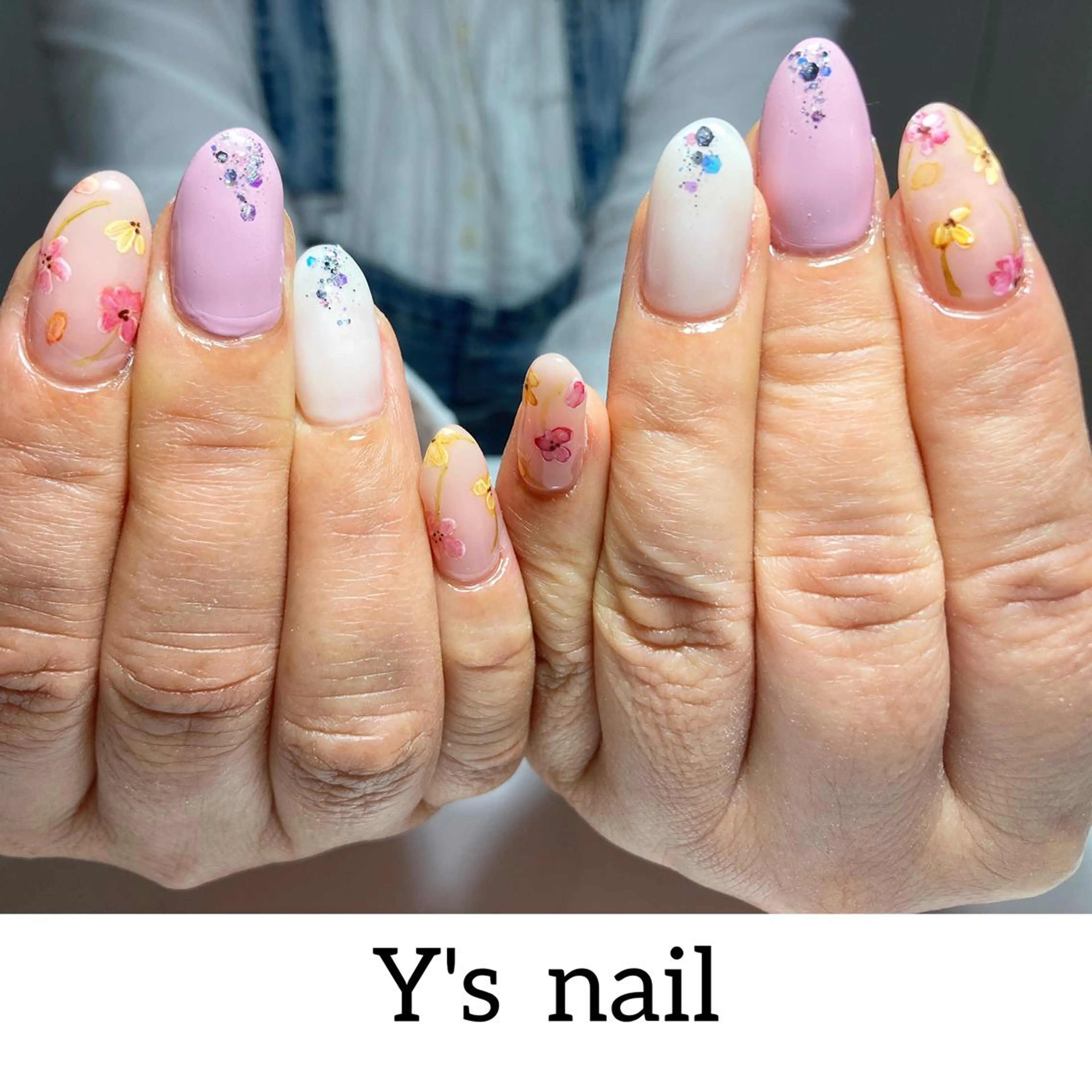 ネイル フラワーネイル 手書きが得意🖌️ Y’s  nailのネイルデザイン