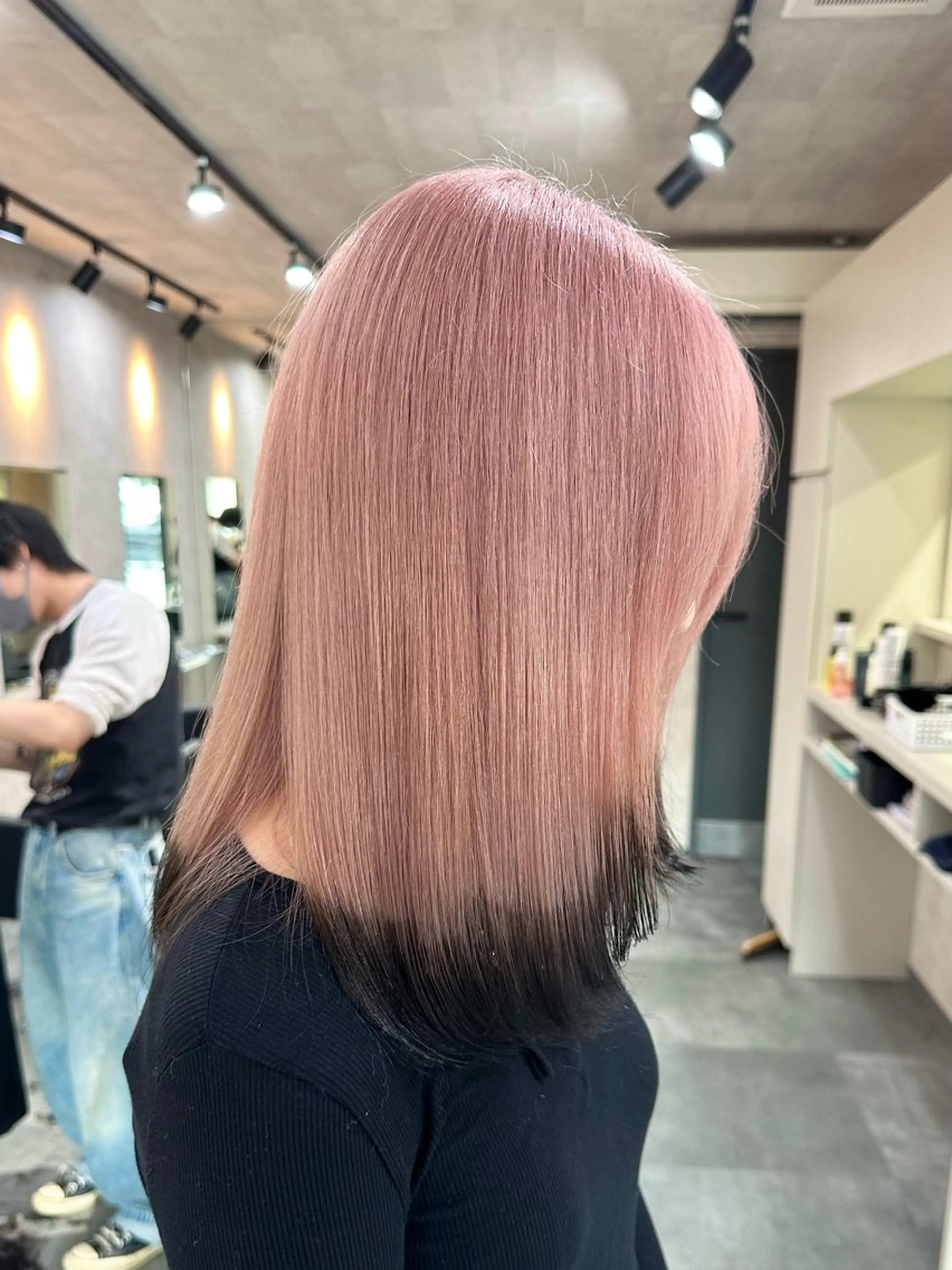 セミロング カラー ヘアアレンジ ベージュカラー 黒髪 ブリーチ ピンクカラー ピンクベージュ 境町/透明感カラー/ レイヤー/中茎涼太のヘアスタイル