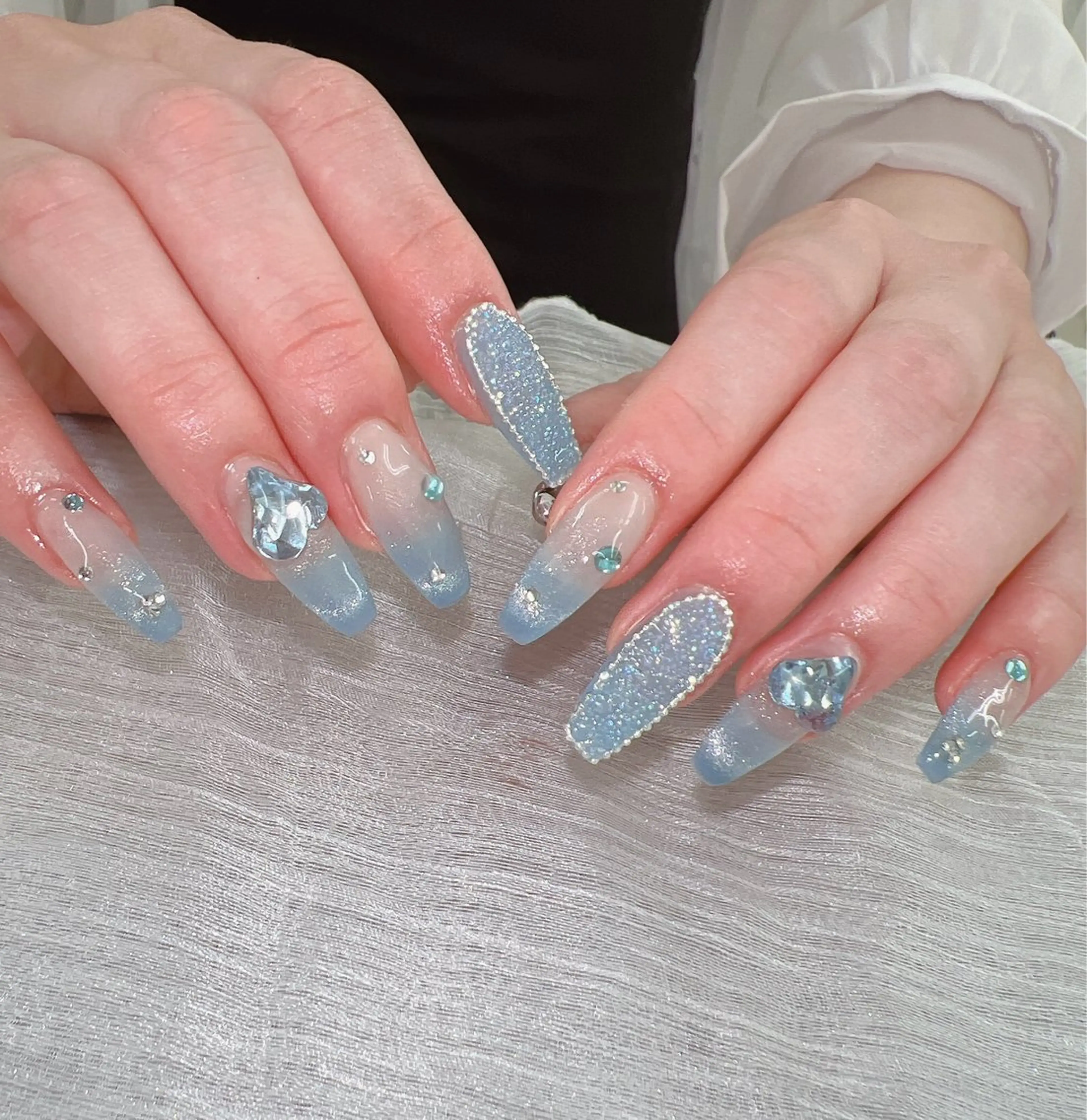 ネイル フレンチネイル ガラスフレンチ グラデーション マグネットネイル ミラーネイル Lee Nailsのネイルデザイン