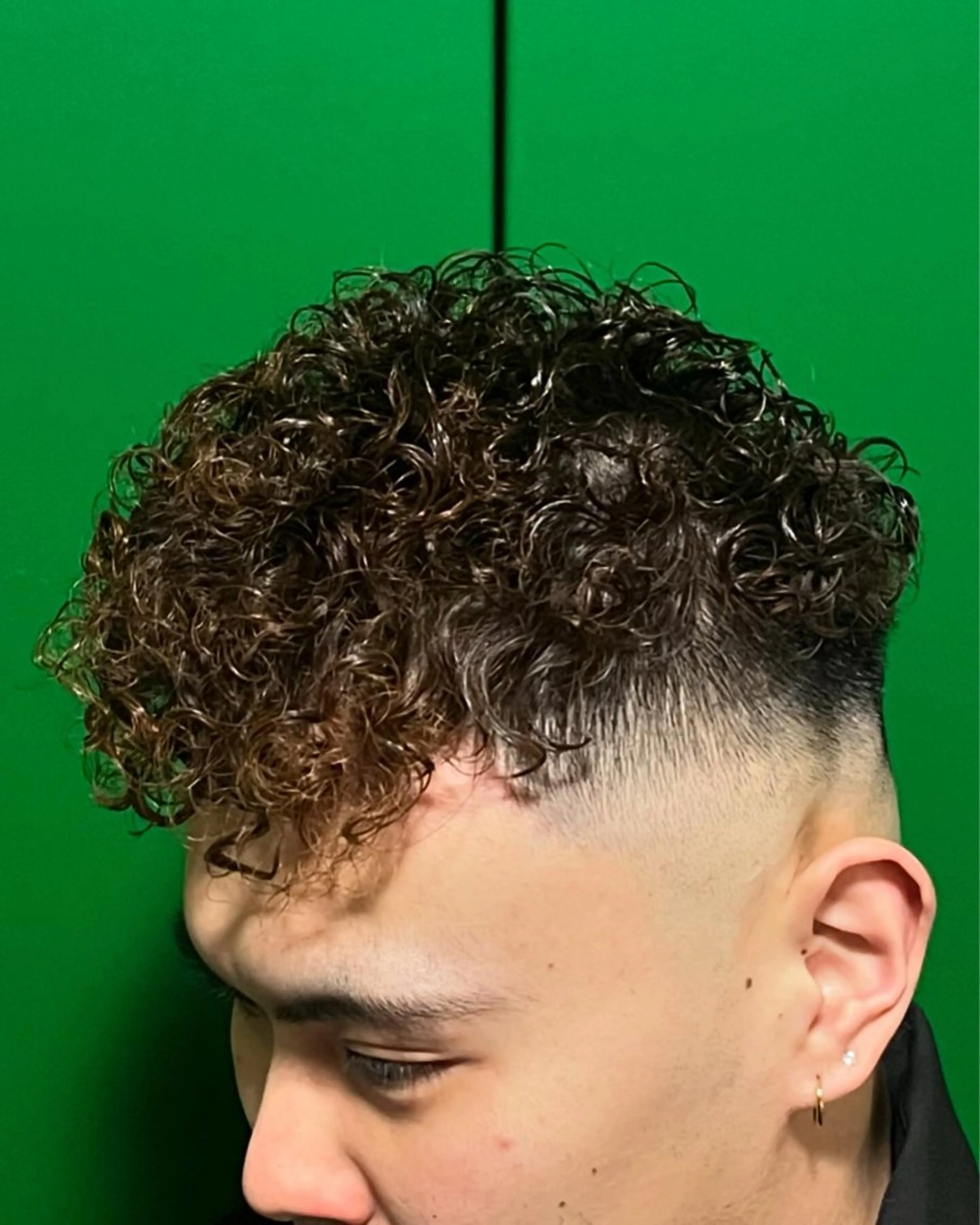 ショート メンズ スペインカール カット パーマ 🔥横浜メンズ専門 美容師🔥福田竜作のヘアスタイル