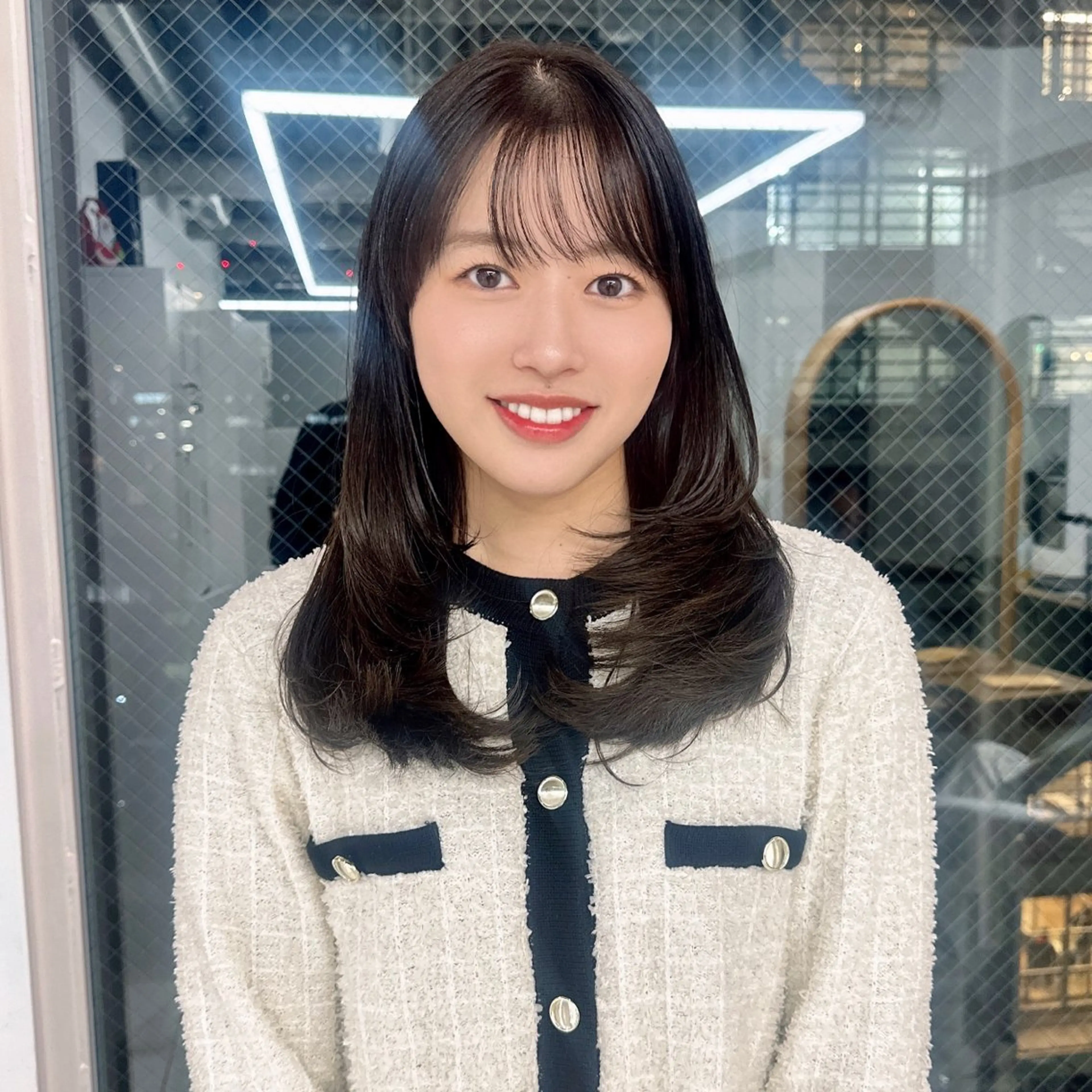 セミロング カラー ブリーチなし/レイヤ ー特化🌈Tommyのヘアスタイル