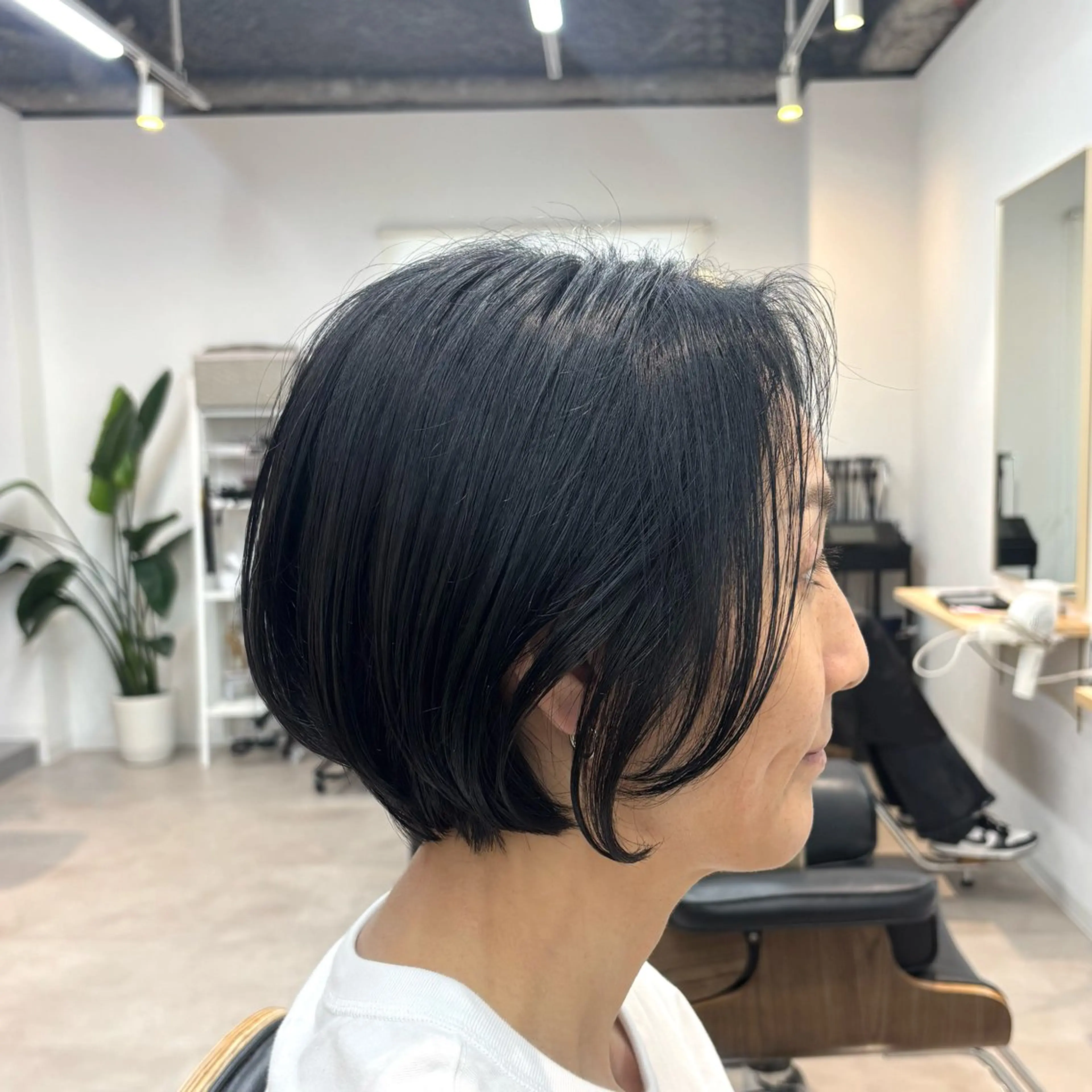 ショート ショートヘア カット レイヤー/艶々カラー /縮毛矯正/うみ🌟のヘアスタイル