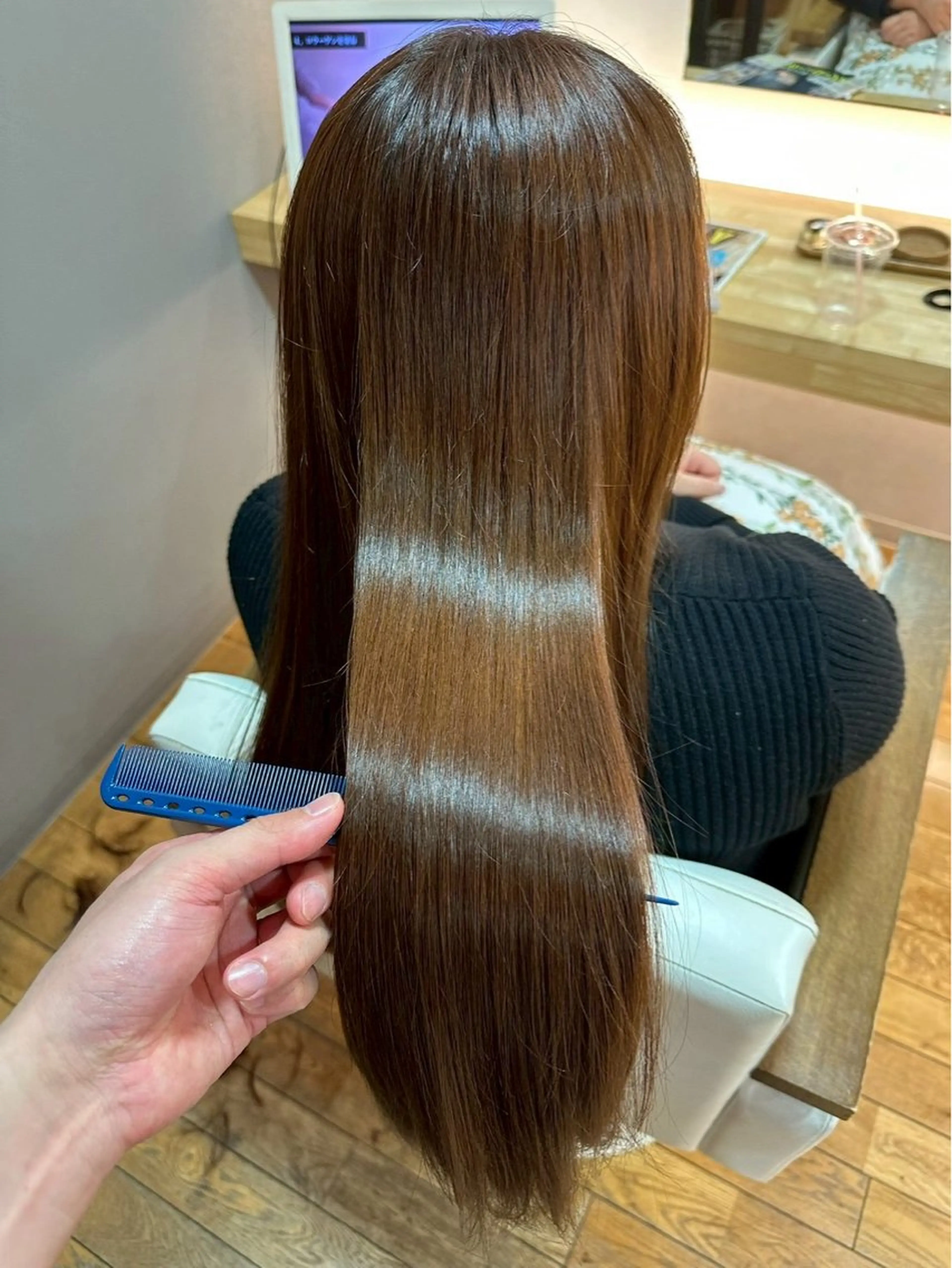 カラー 山本 結菜のヘアスタイル