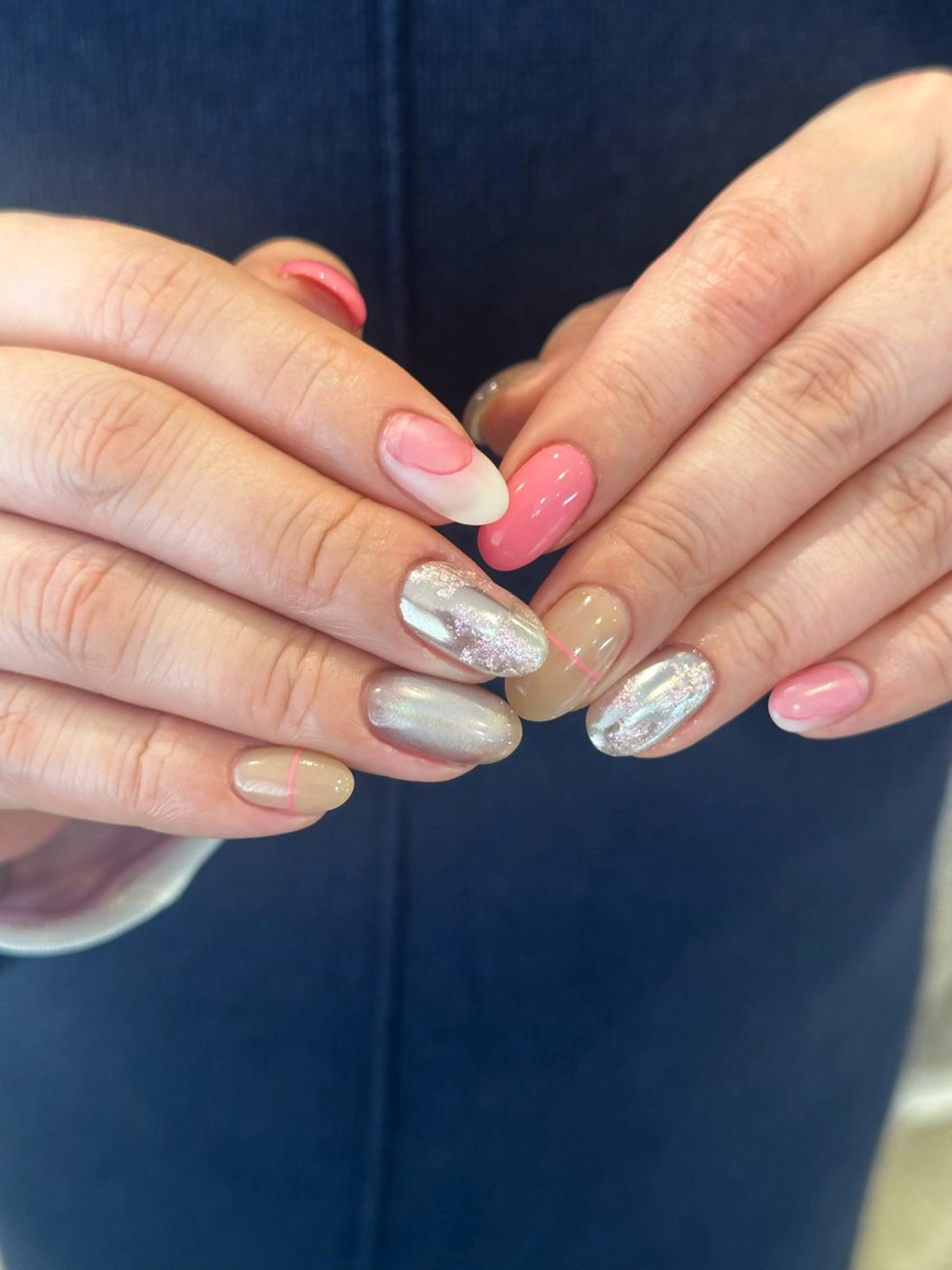 ネイル ニュアンスネイル ハンドネイル Natsuko 🪼のネイルデザイン