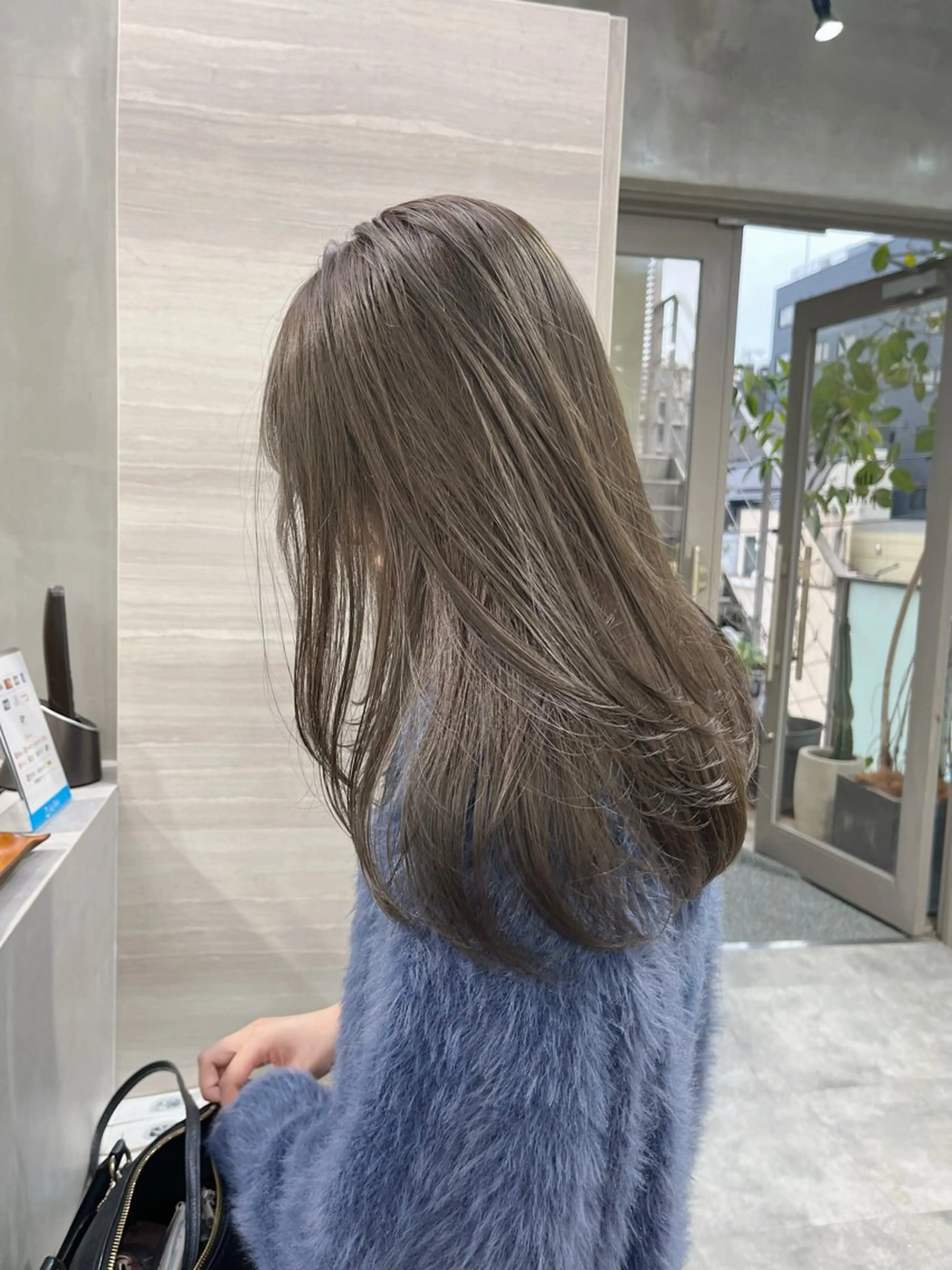 ロング カラー 透明感カラー カット ヘアカラー トリートメント ナツミ/透明感カラー /酸性縮毛矯正のヘアスタイル