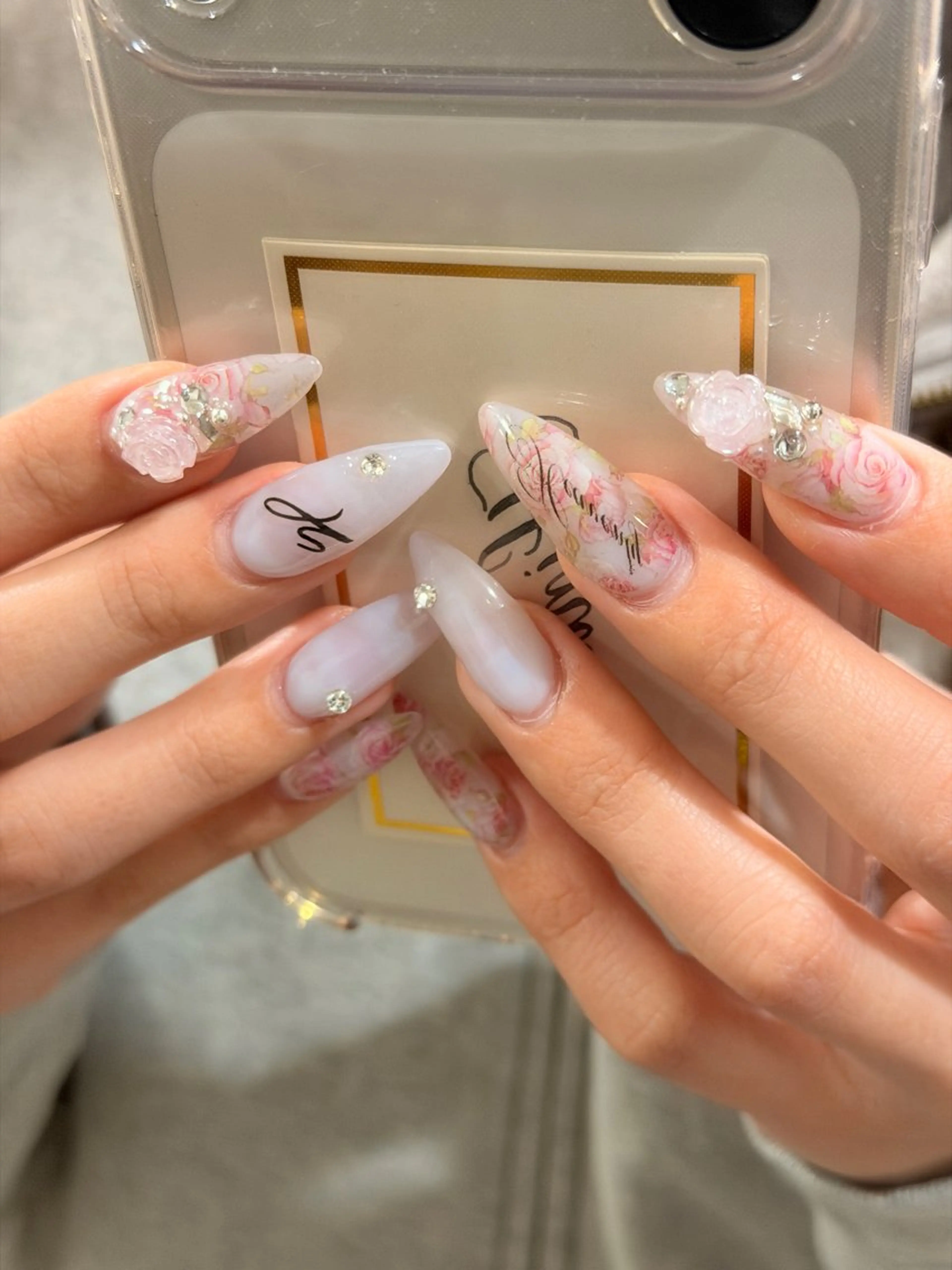 ネイル ハンドネイル One HINATAのネイルデザイン