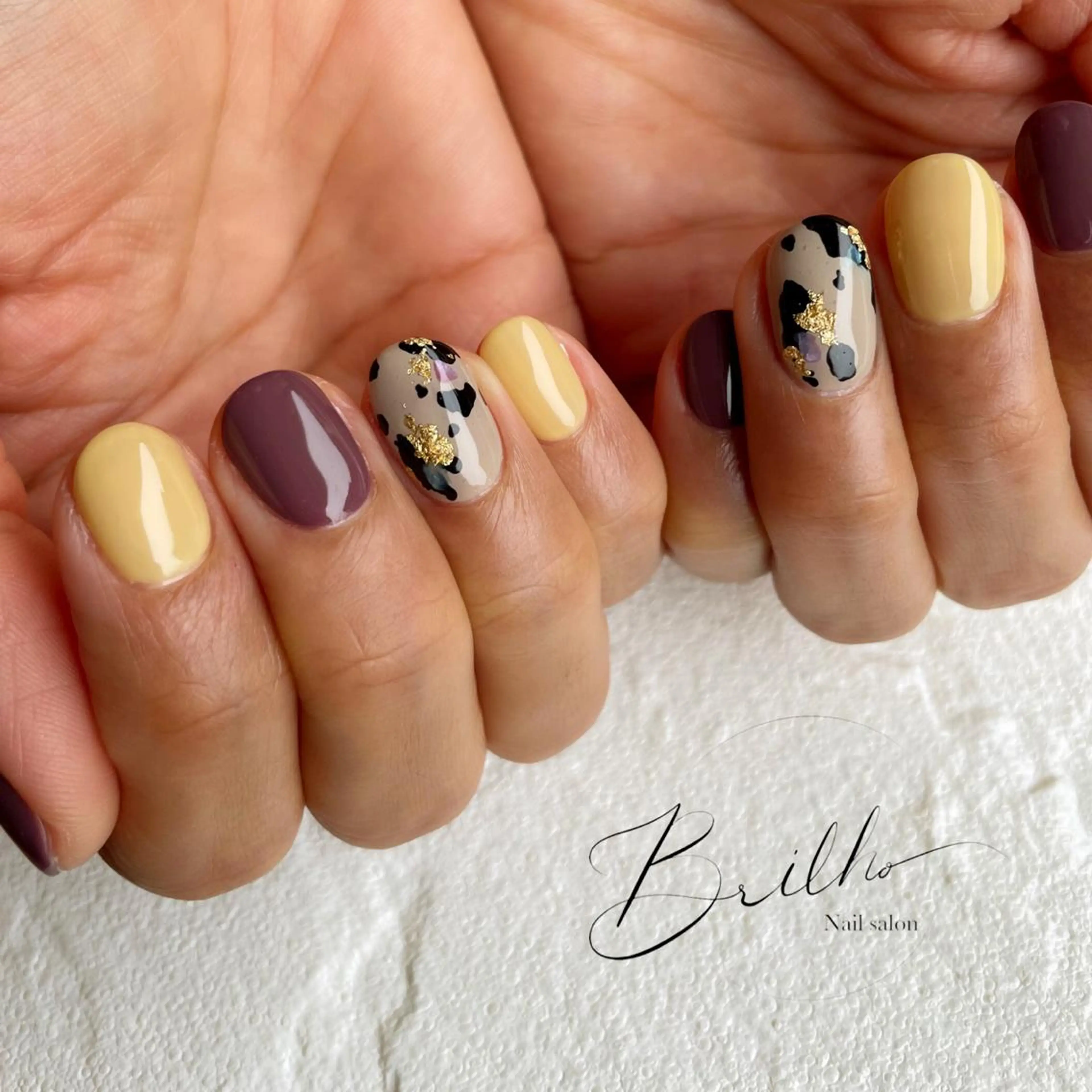ミディアム Brilho SERIHOのネイルデザイン