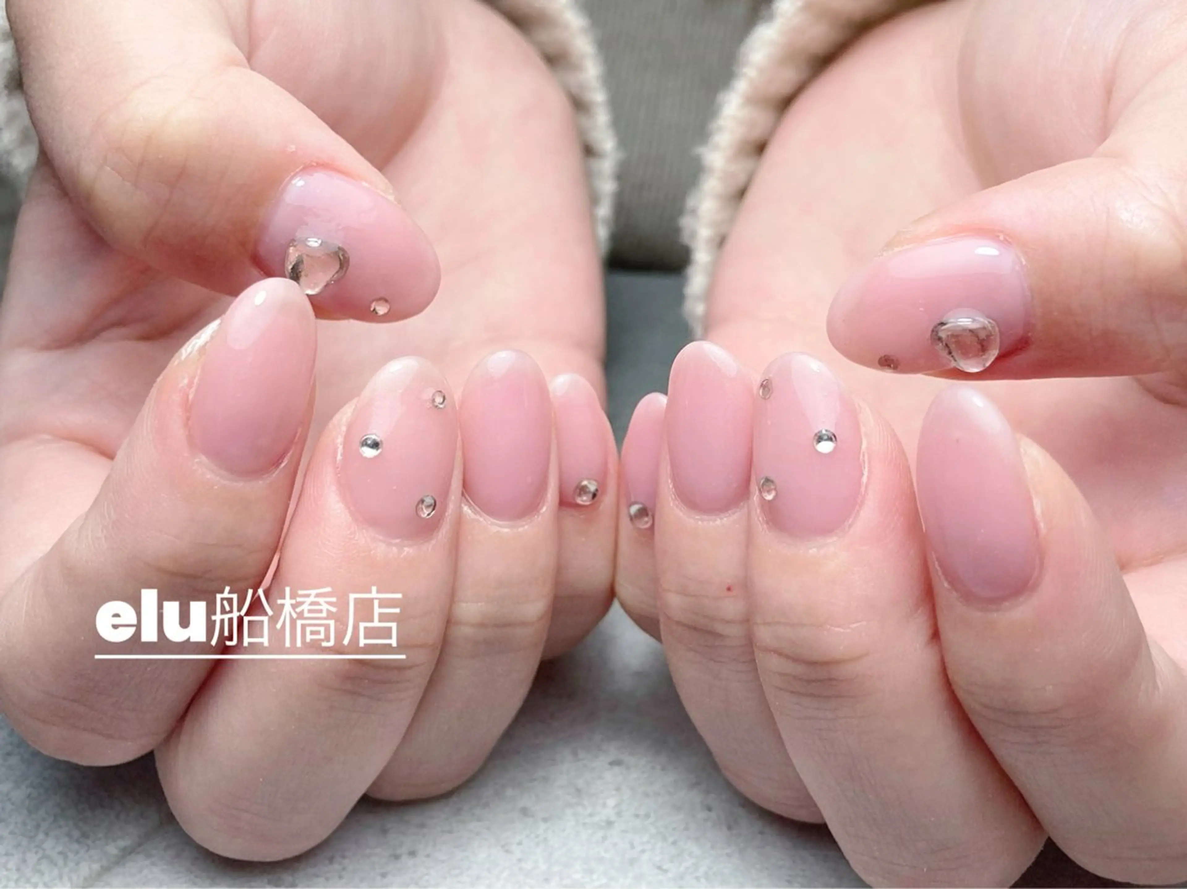 ネイル elu ：nail＆eyeのネイルデザイン