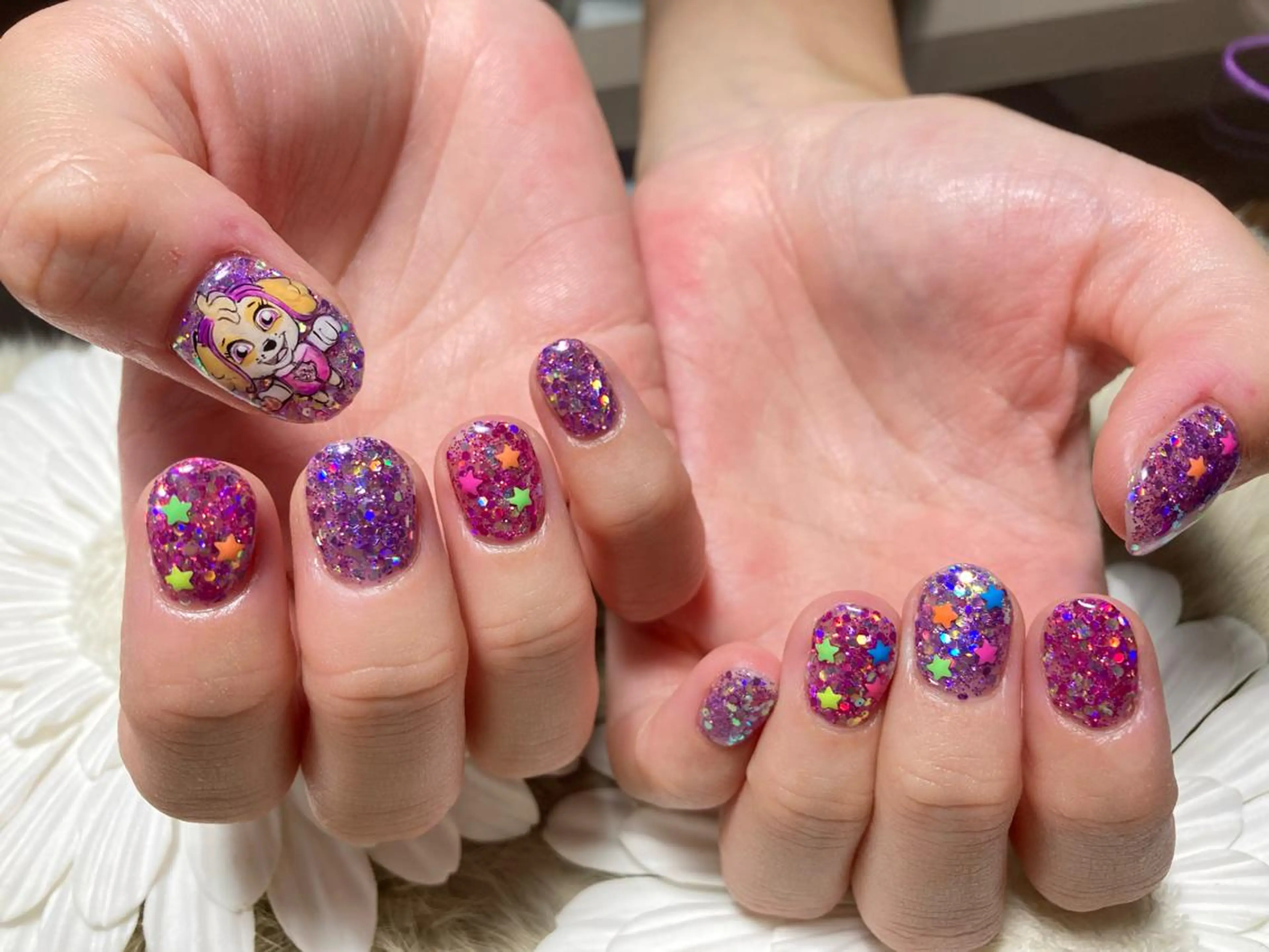 ネイル Yakko pas á pasのネイルデザイン