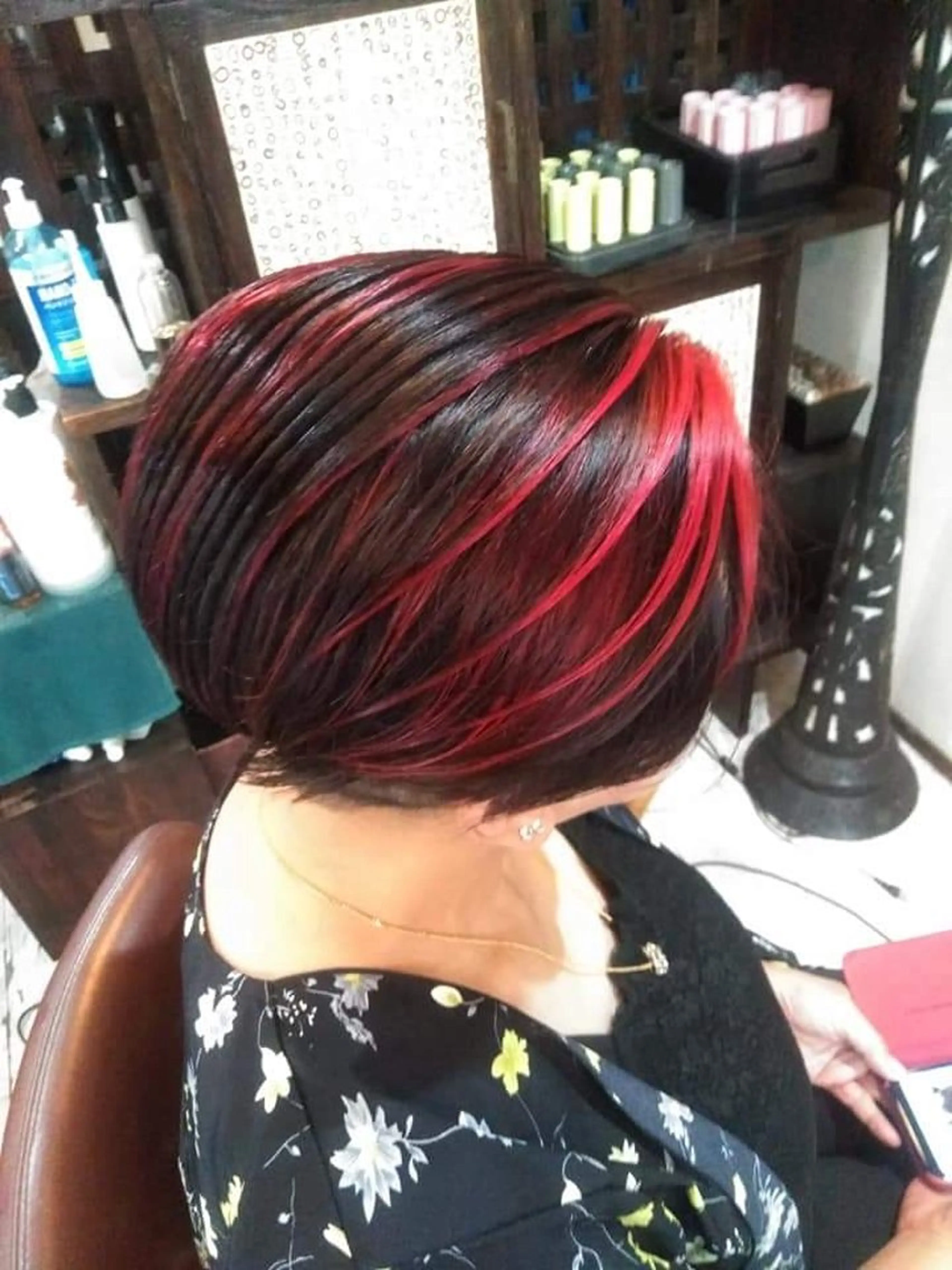 カラー ショート レッドカラー カット ヘアカラー パーマ 縮毛矯正 トリートメント ヘッドスパ 熊倉 孝志のヘアスタイル