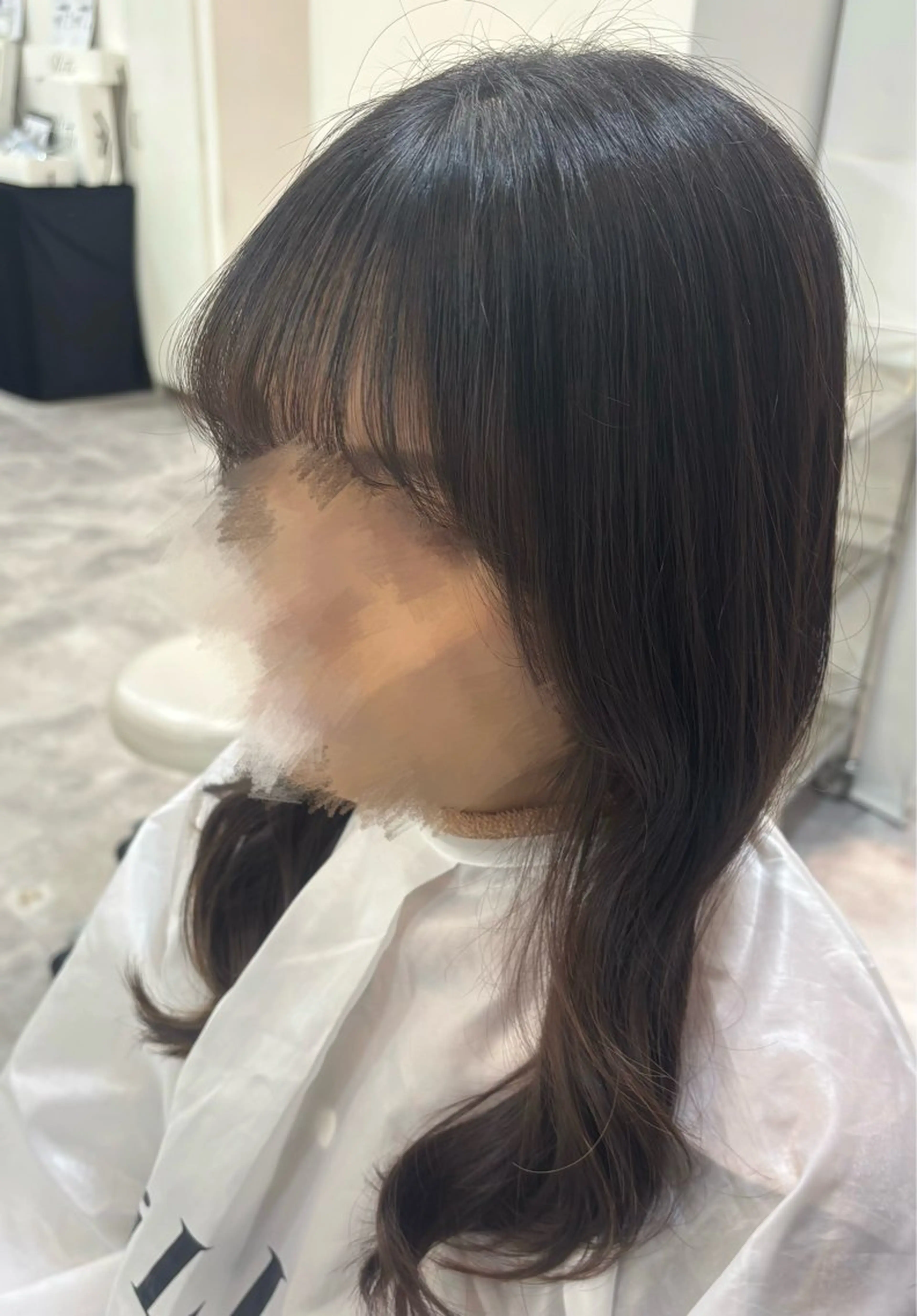 セミロング 縮毛矯正 笹尾 栞里のヘアスタイル