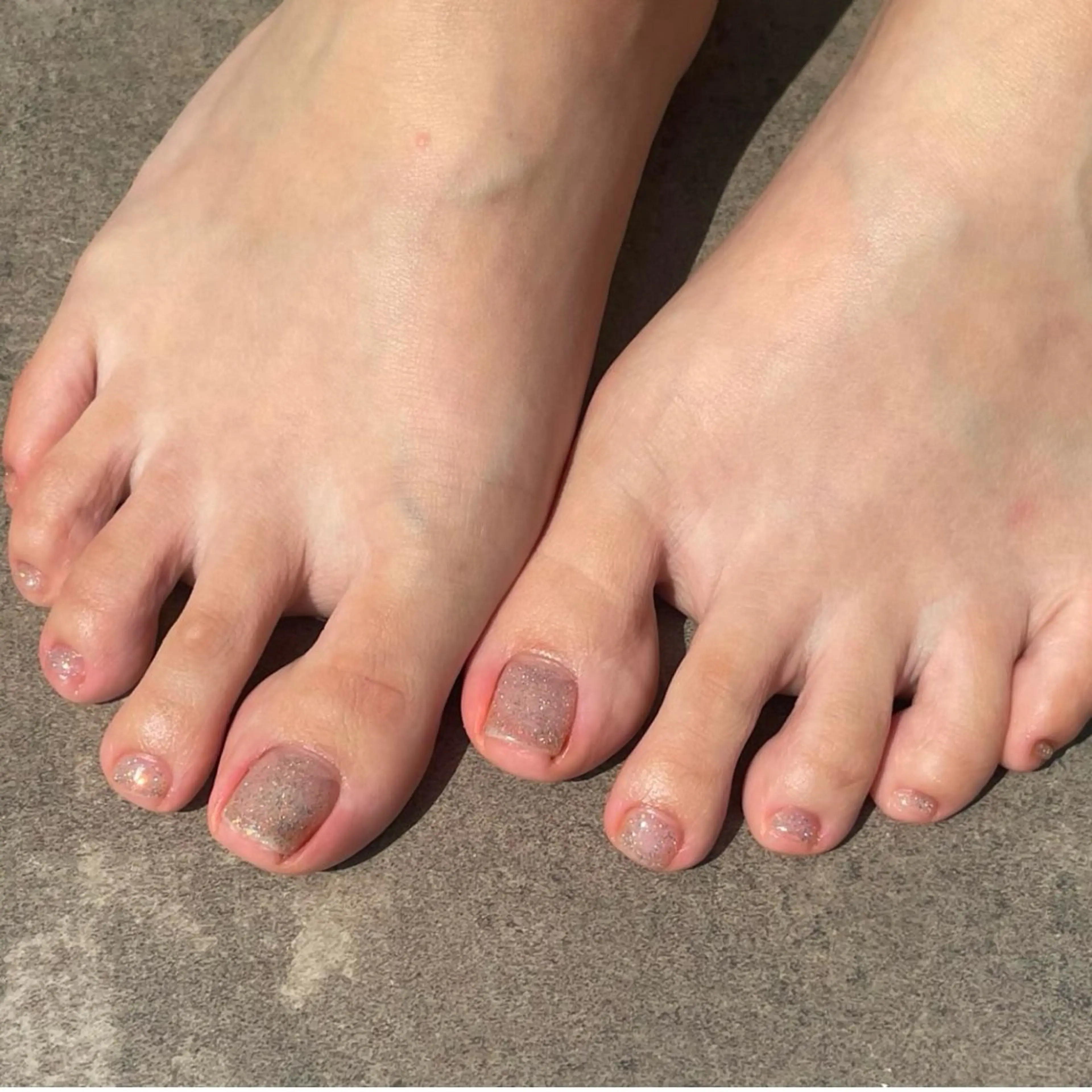 ネイル フットネイル thrush nailsのネイルデザイン