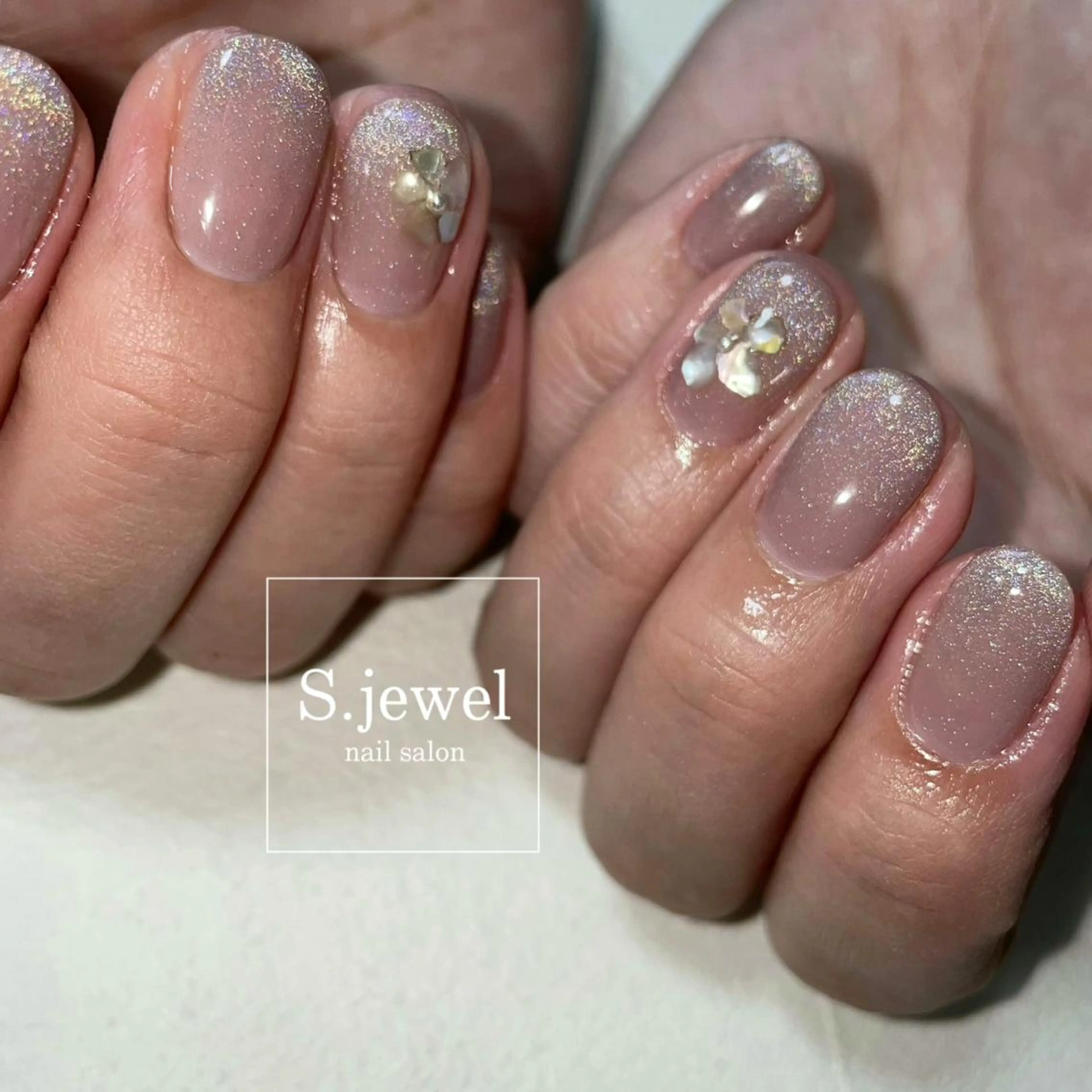 ネイル S. JEWELのネイルデザイン