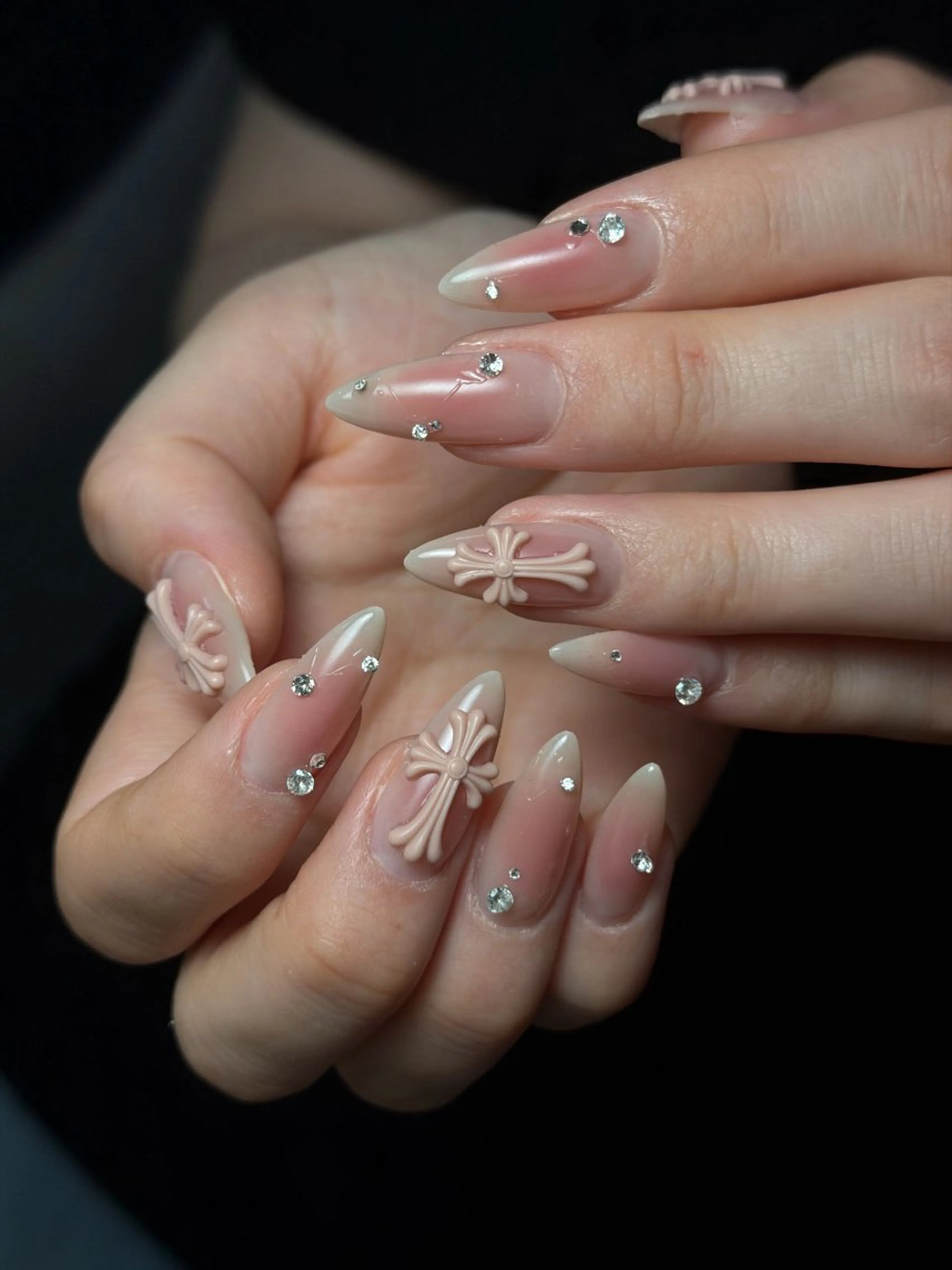 ネイル 韓国ネイル シンプルネイル ワンホンネイル ハンドネイル CoMo Nail Studio所属・CoMo Nailのネイルデザイン