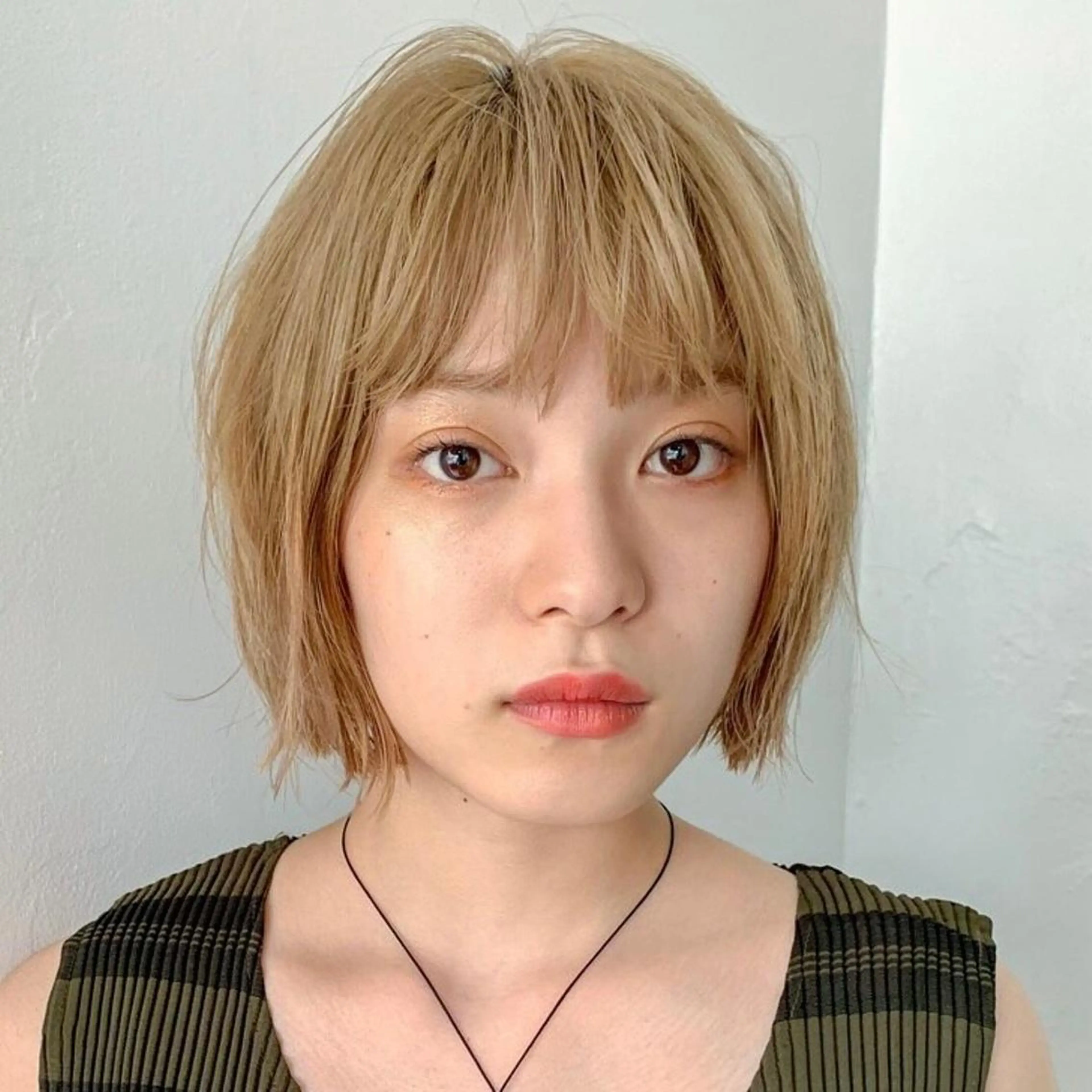 ショート カラー ヘアアレンジ バレイヤージュ ブリーチ ケアブリーチ デザインカラー ダブルカラー 無料カットモデル募集 🌱ひょうがのヘアスタイル