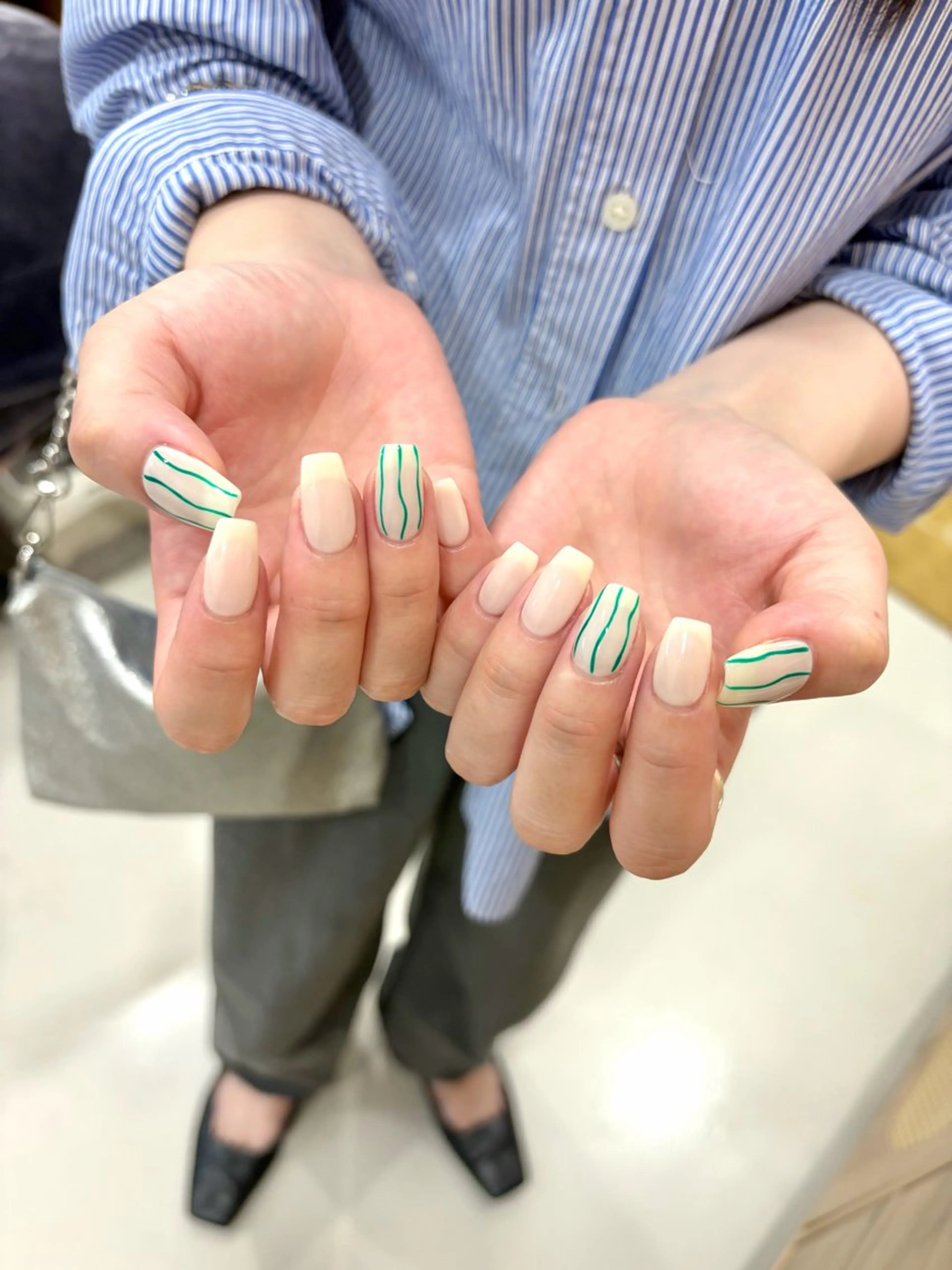 ネイル ハンドネイル nailsalon amity🌿池田のネイルデザイン