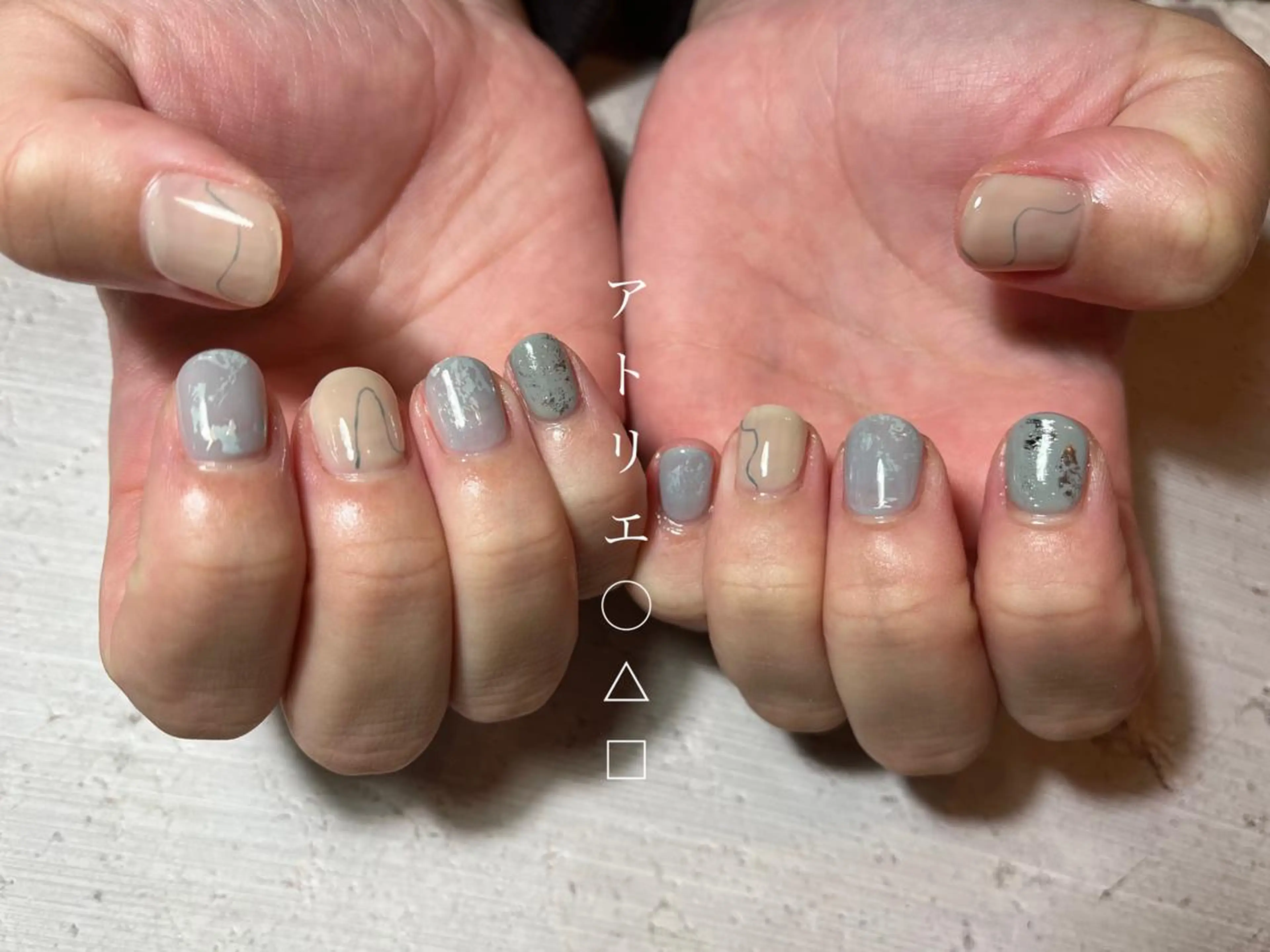 ネイル ニュアンスネイル オフィスネイル ハンドネイル アトリエ ○△□のネイルデザイン