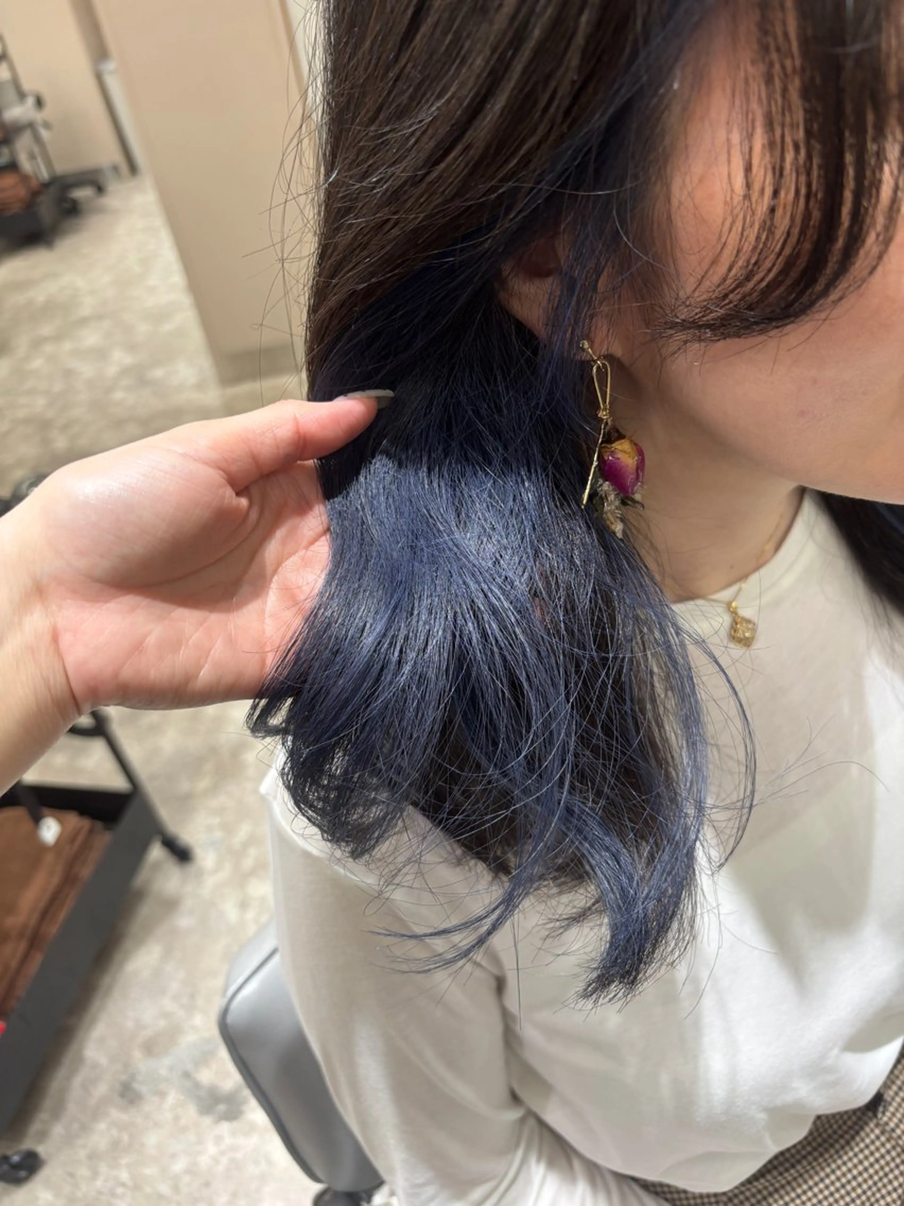 セミロング コトネ🫧 韓国風レイヤーカットのヘアスタイル