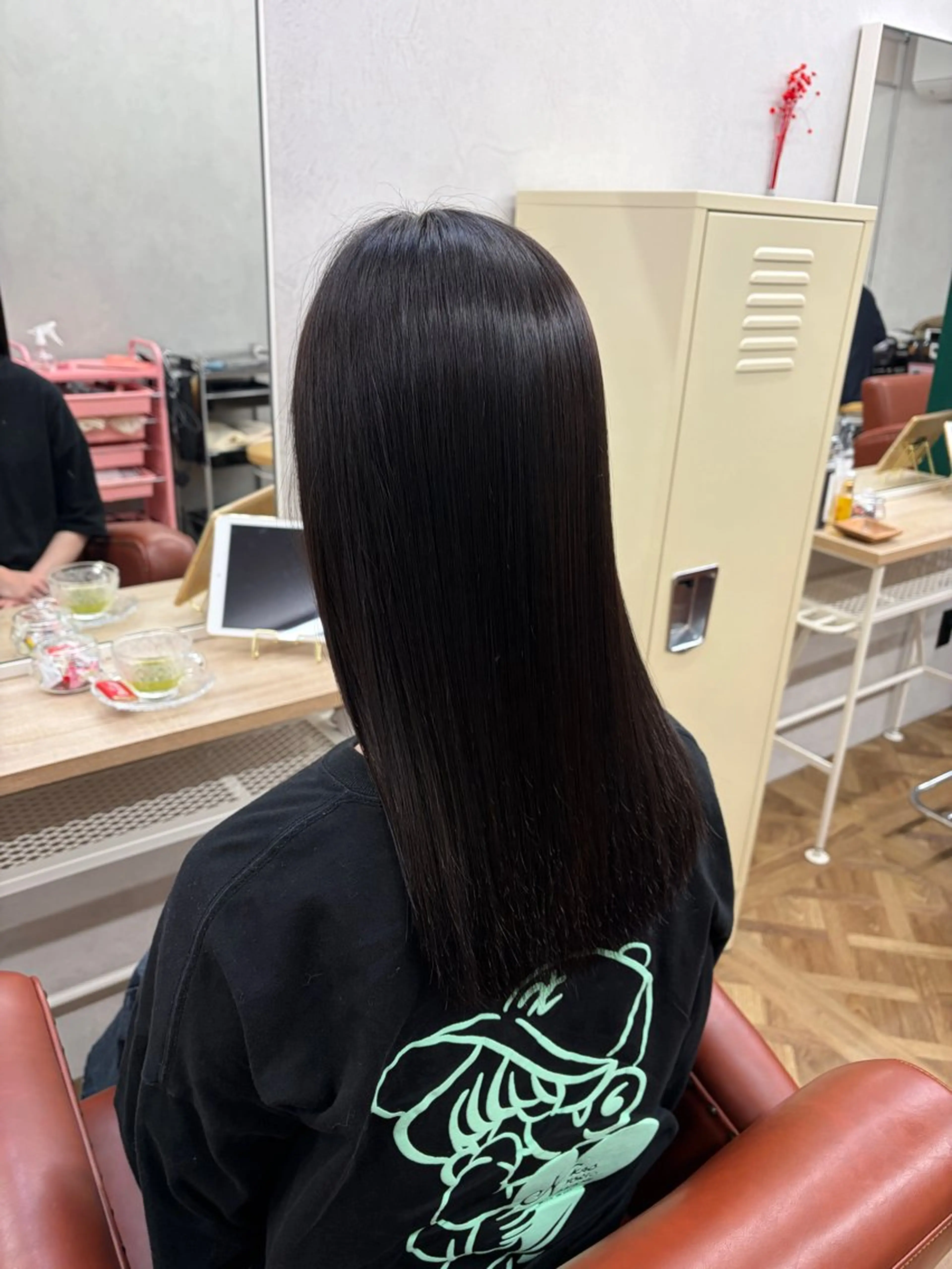 ミディアム 髪質改善 トリートメント カット ヘアカラー トリートメント 髪質改善×韓国風/小 顔レイヤー/早瀬櫻子のヘアスタイル