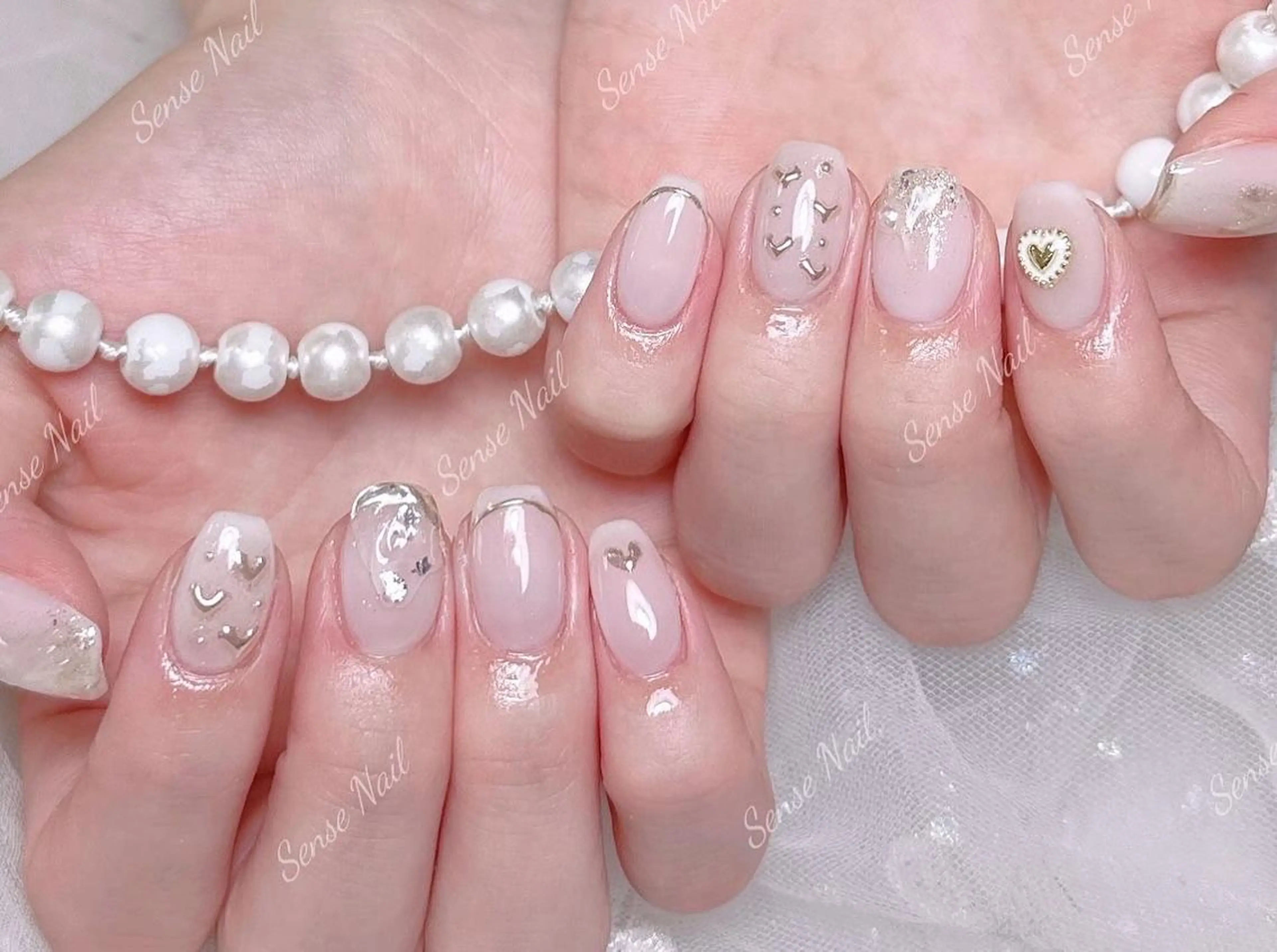 ネイル ハンドネイル Queening 🦋のネイルデザイン
