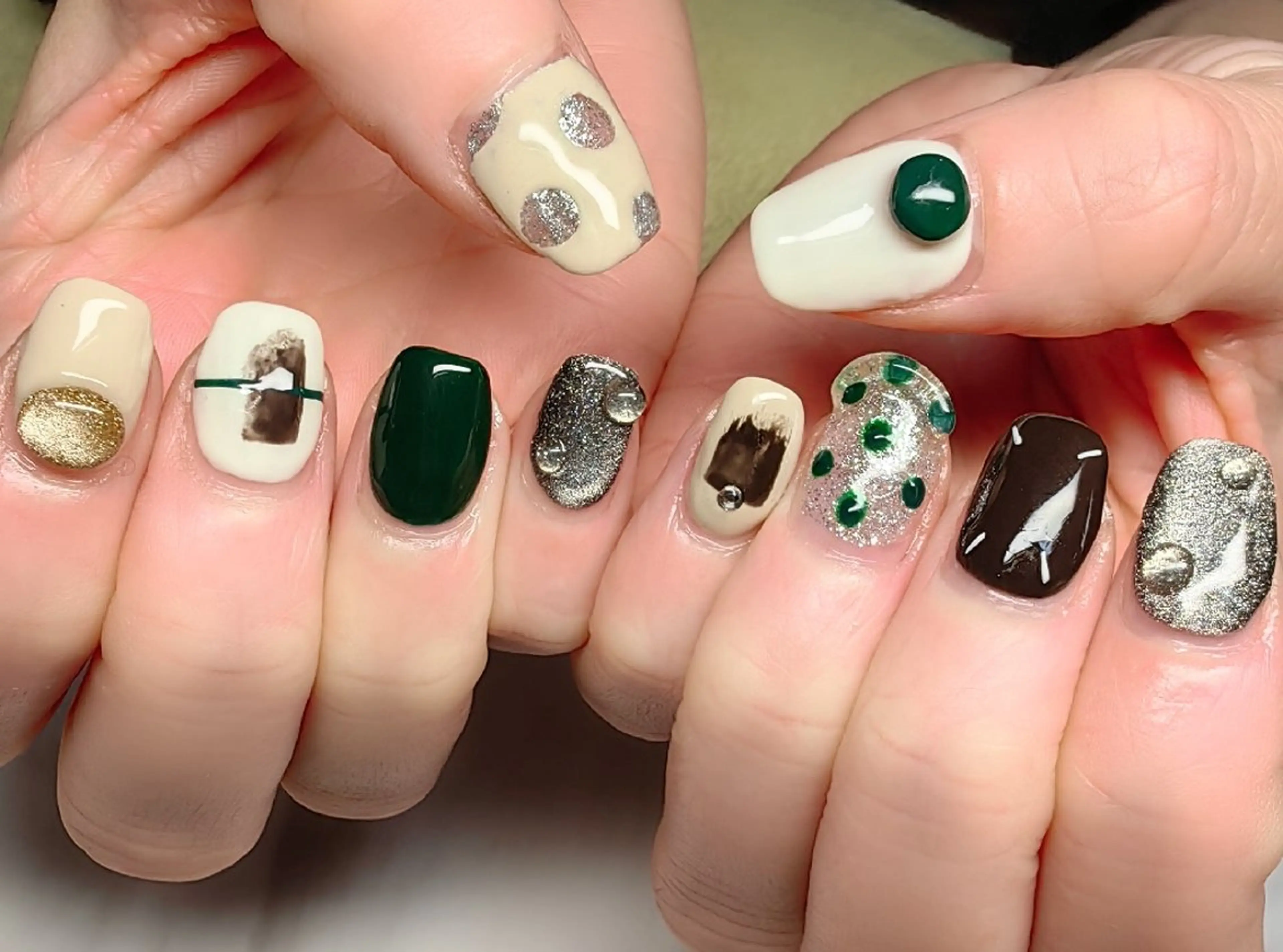 ネイル 持ち込み ハンドネイル reve あやののネイルデザイン