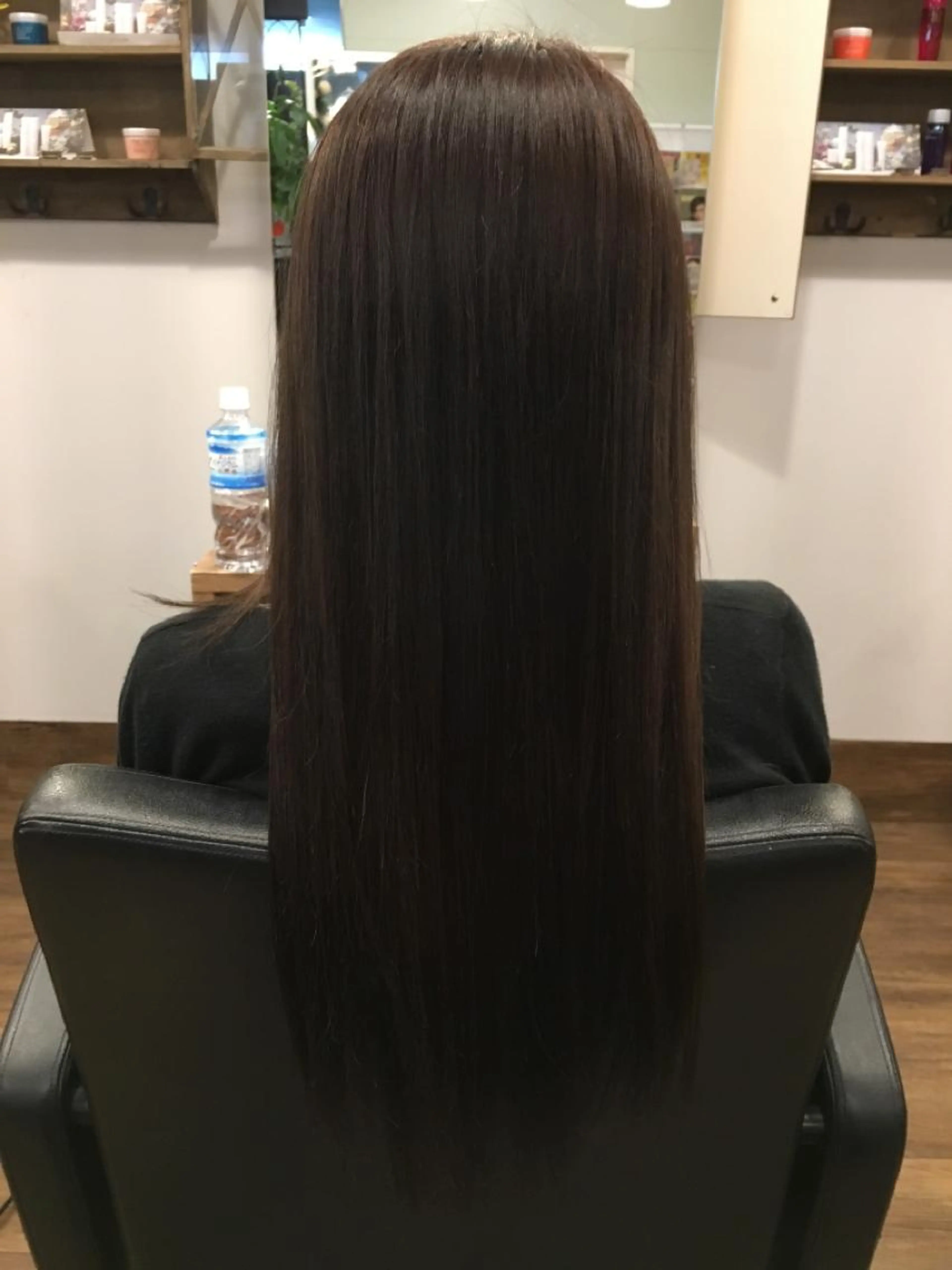 梅雨前にオススメ✨似合わせカット、縮毛矯正、トリートメントの写真