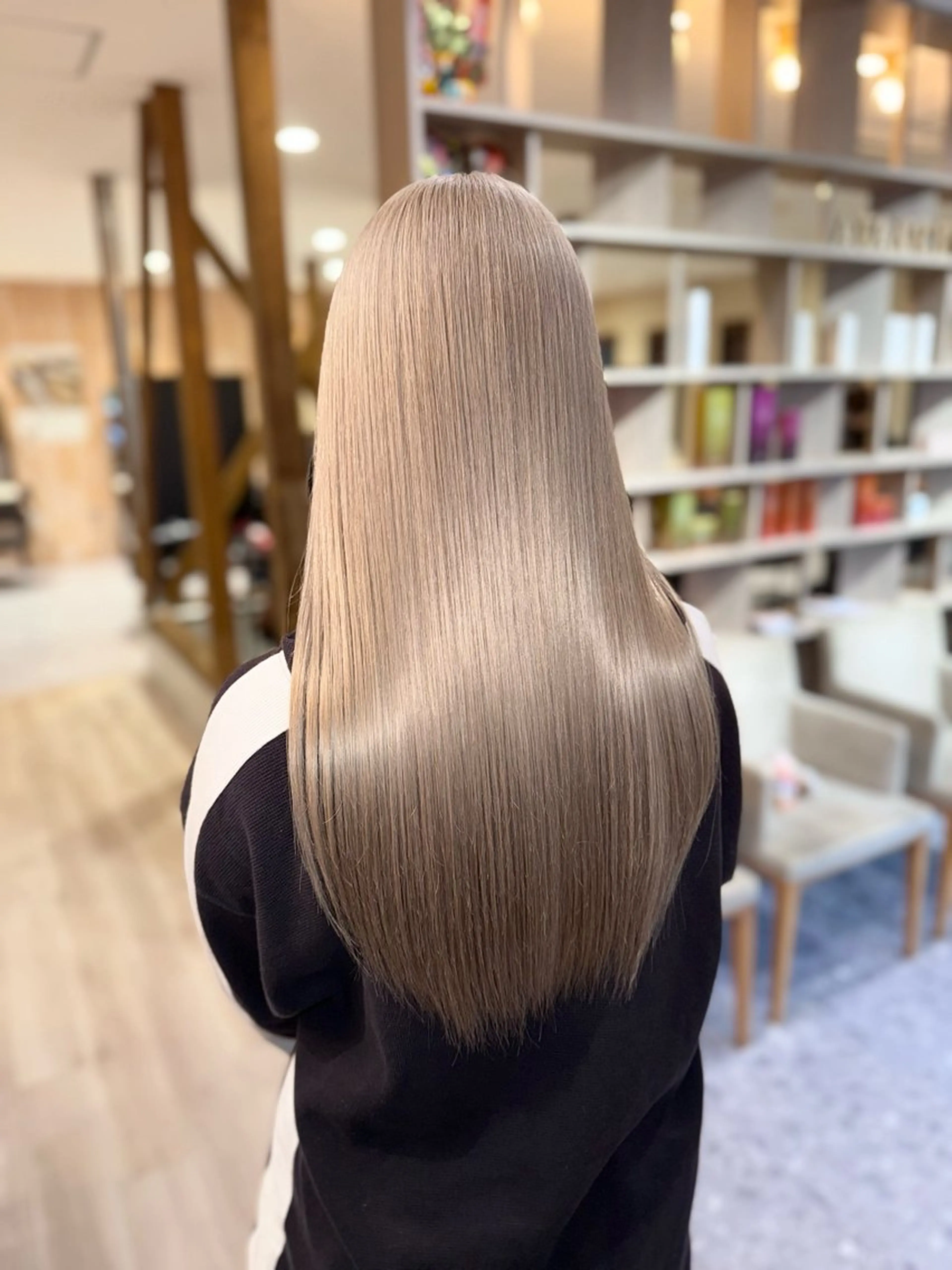 ロング カラー 和歌山1カラーが 上手い🎨神保克行のヘアスタイル