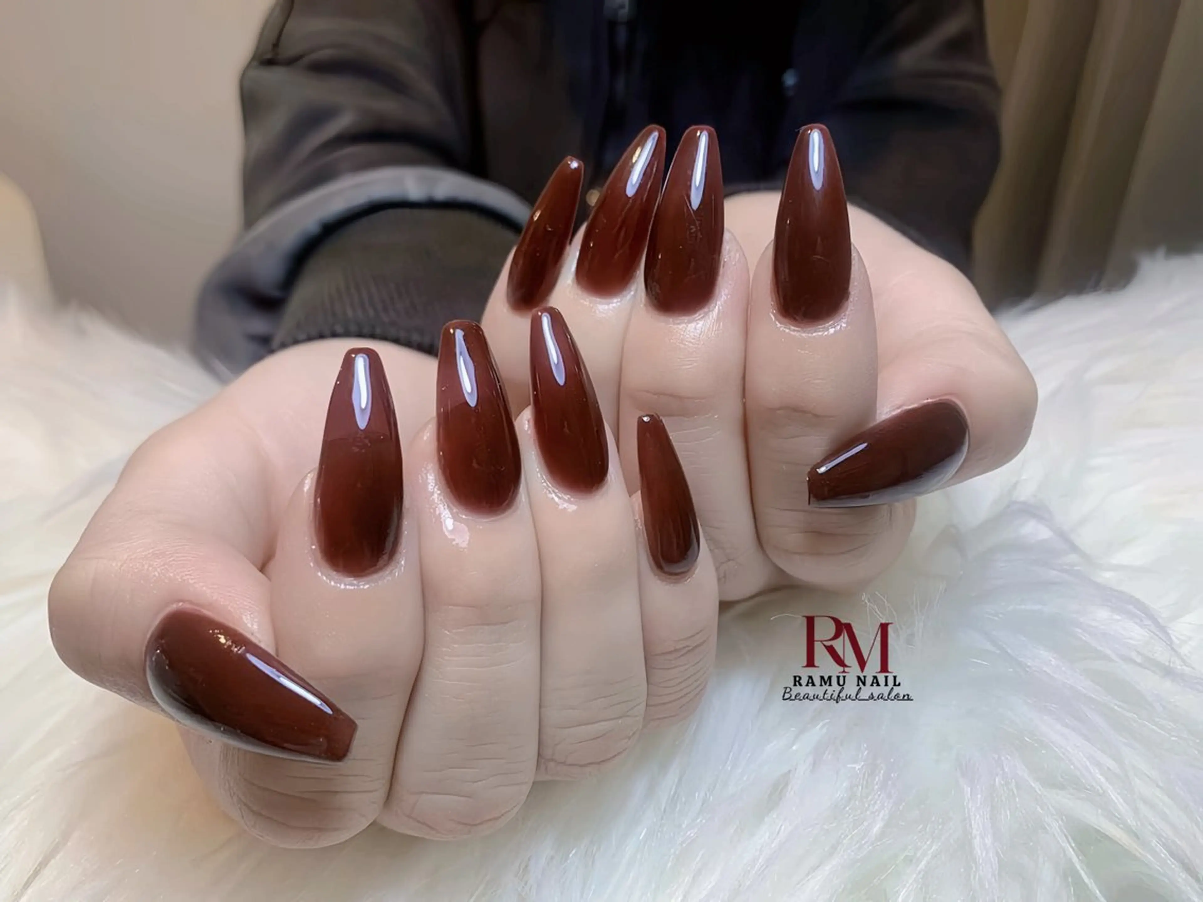 ネイル アートネイル チークネイル フレンチネイル グラデーション キラキラネイル ハンドネイル NEKO Chanのネイルデザイン