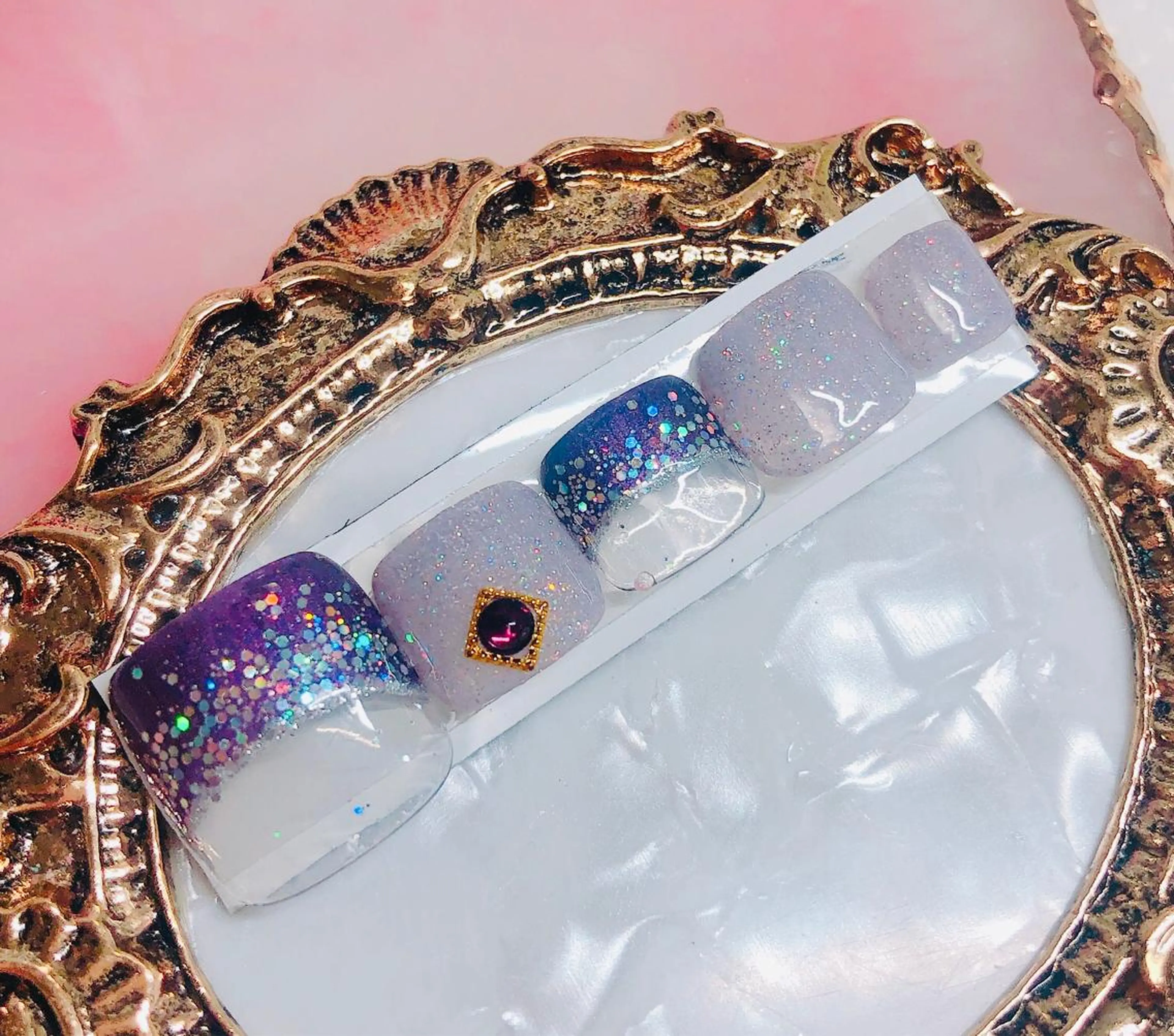 ネイル フットネイル フットネイル CROWN プライベートサロンのネイルデザイン