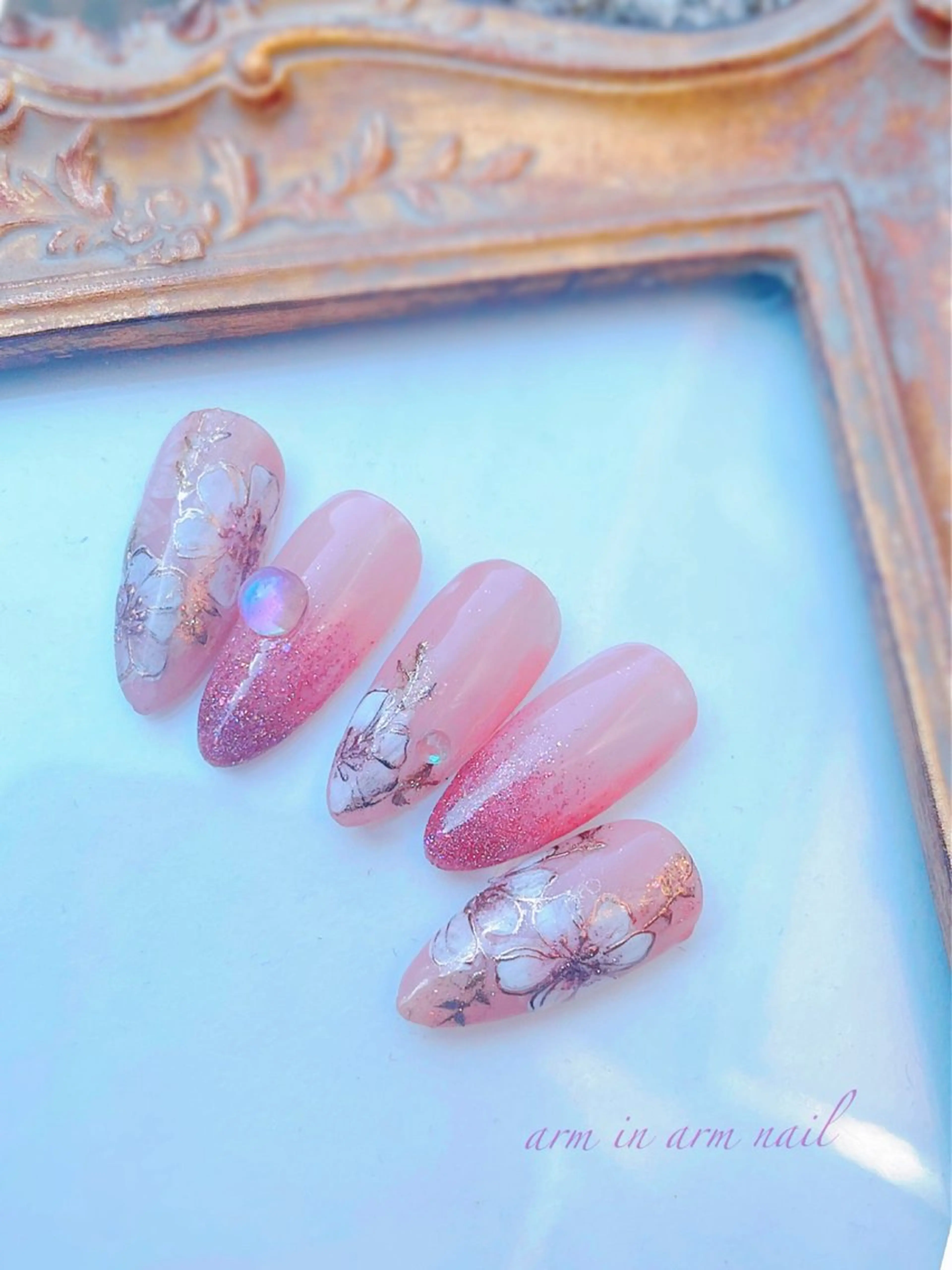 ネイル arm in arm ︎✿Yamamotoのマツエク・マツパデザイン