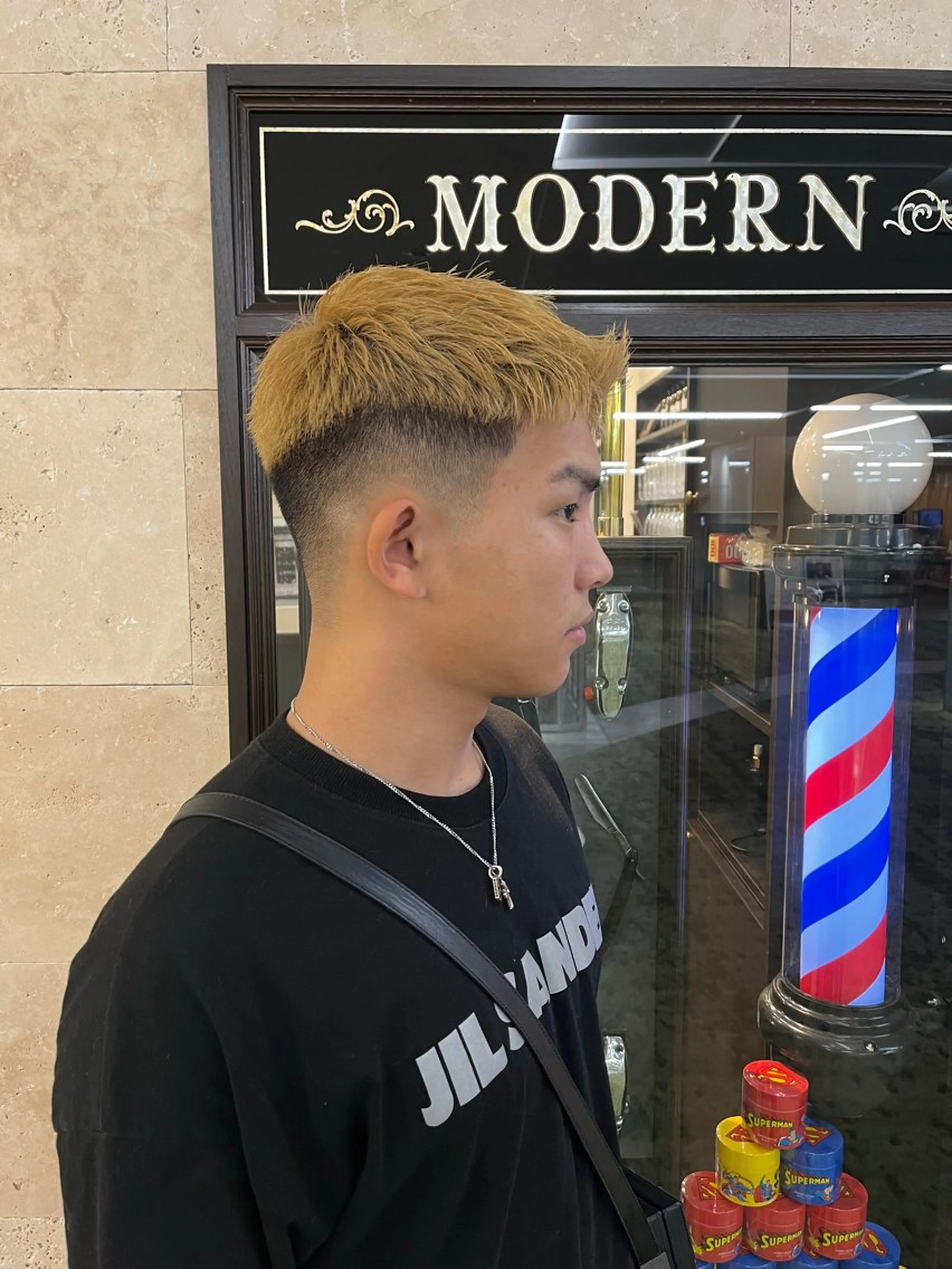 ショート 坂井 光生のヘアスタイル