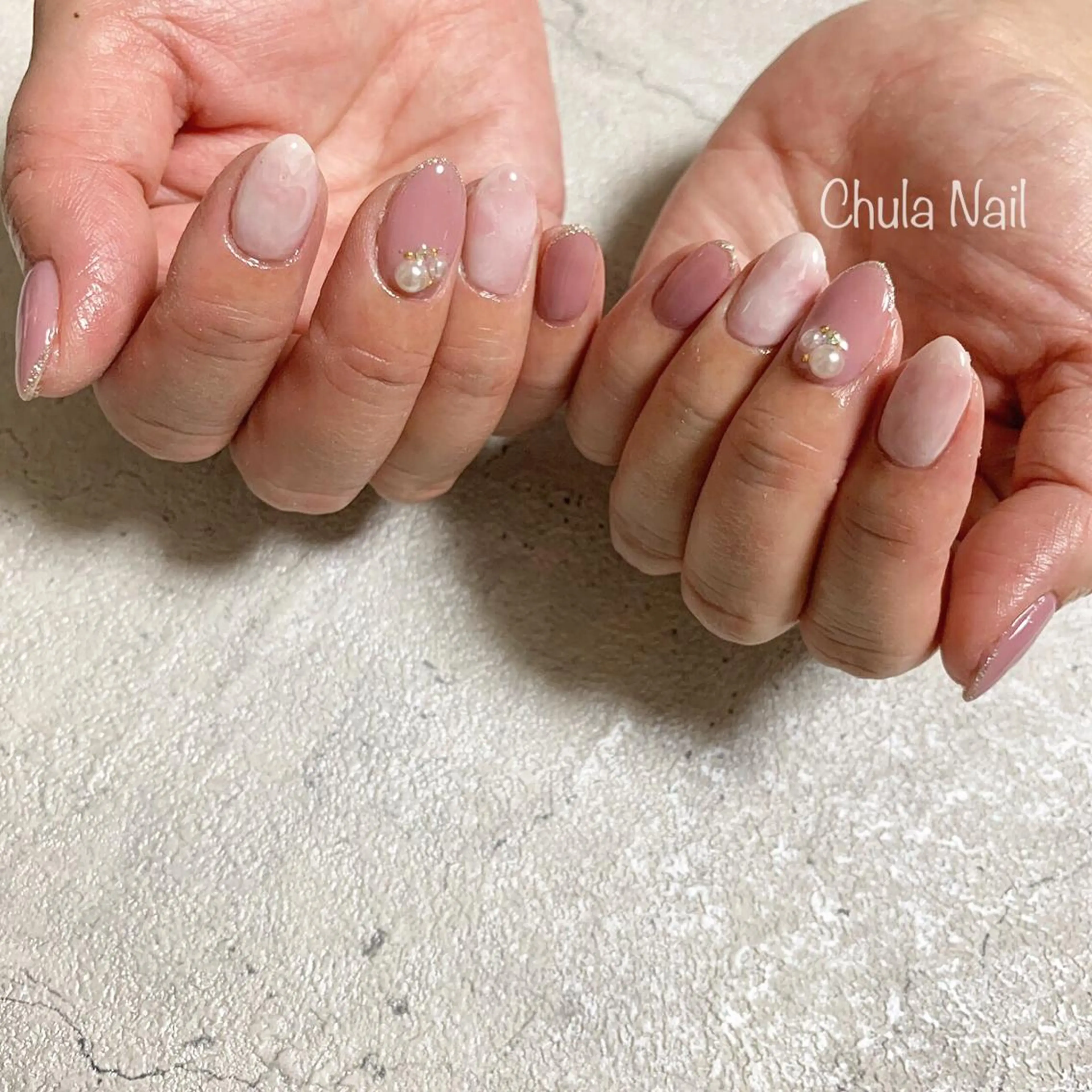 ネイル シンプルネイル ハンドネイル ハンドケア ëmma nail_ by chulaのネイルデザイン