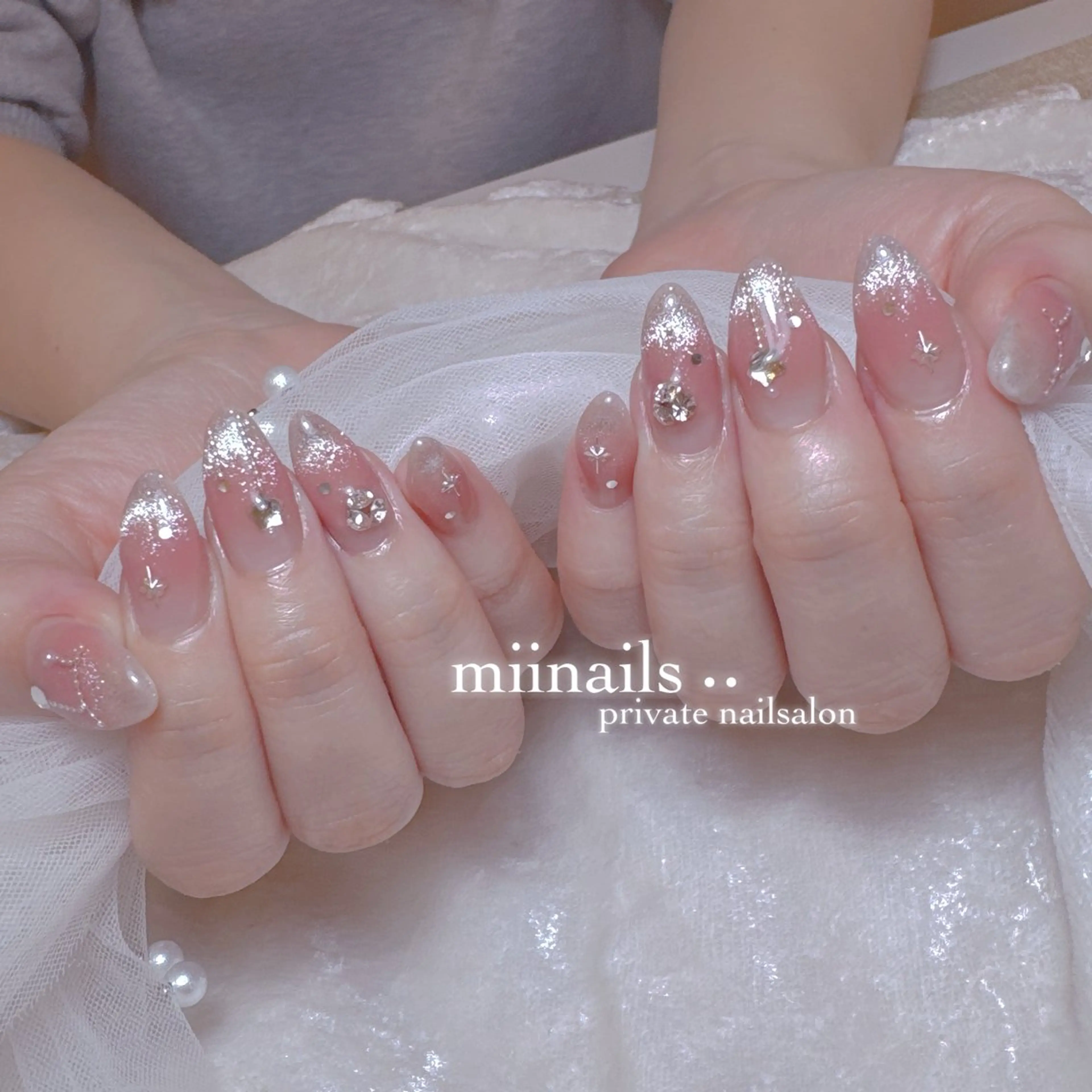 ネイル キラキラネイル ワンホンネイル ハンドネイル nailsalon miinailsのネイルデザイン