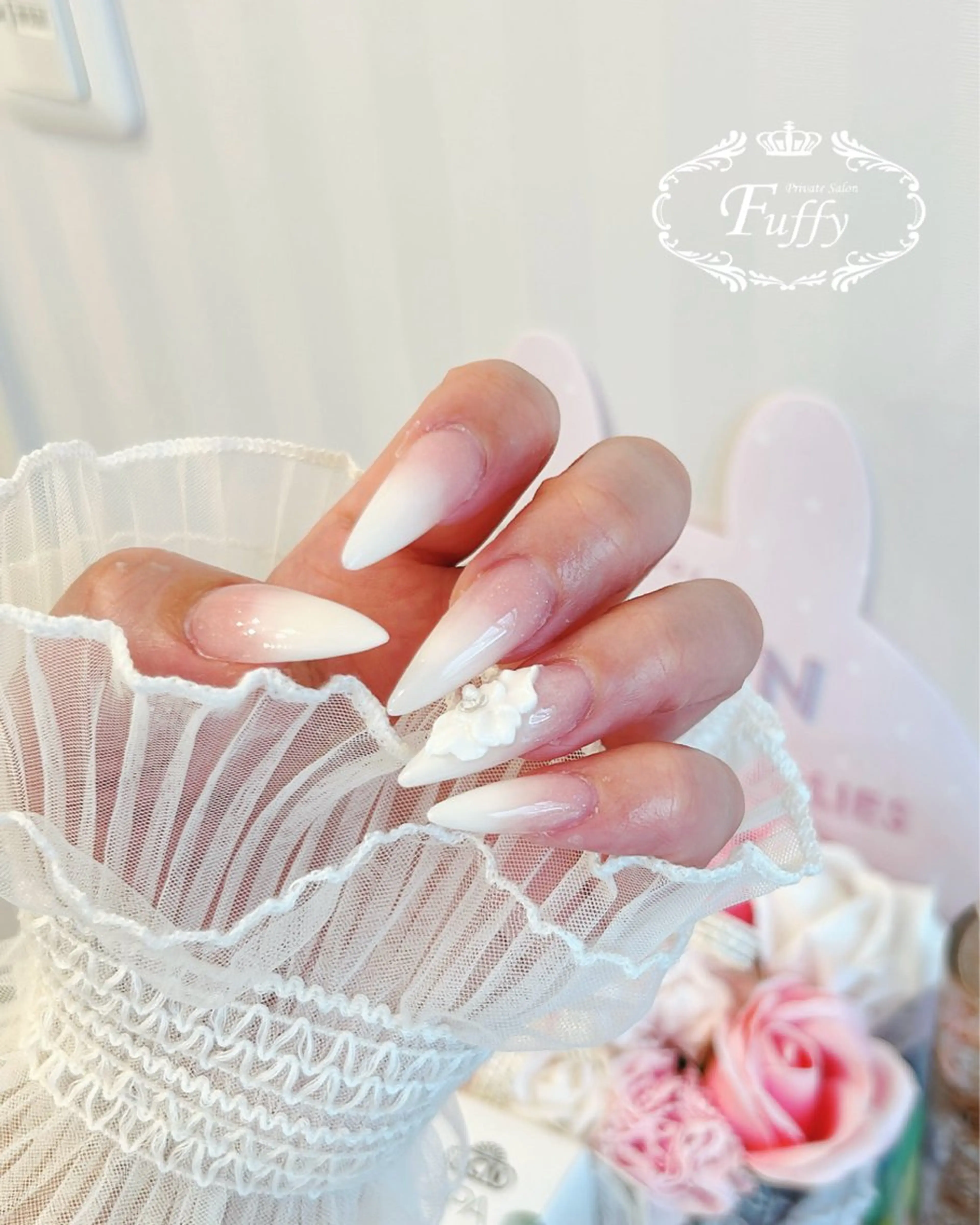 ネイル フラワーネイル ハンドネイル Fuffy所属・フーフィー Fuffyのネイルデザイン