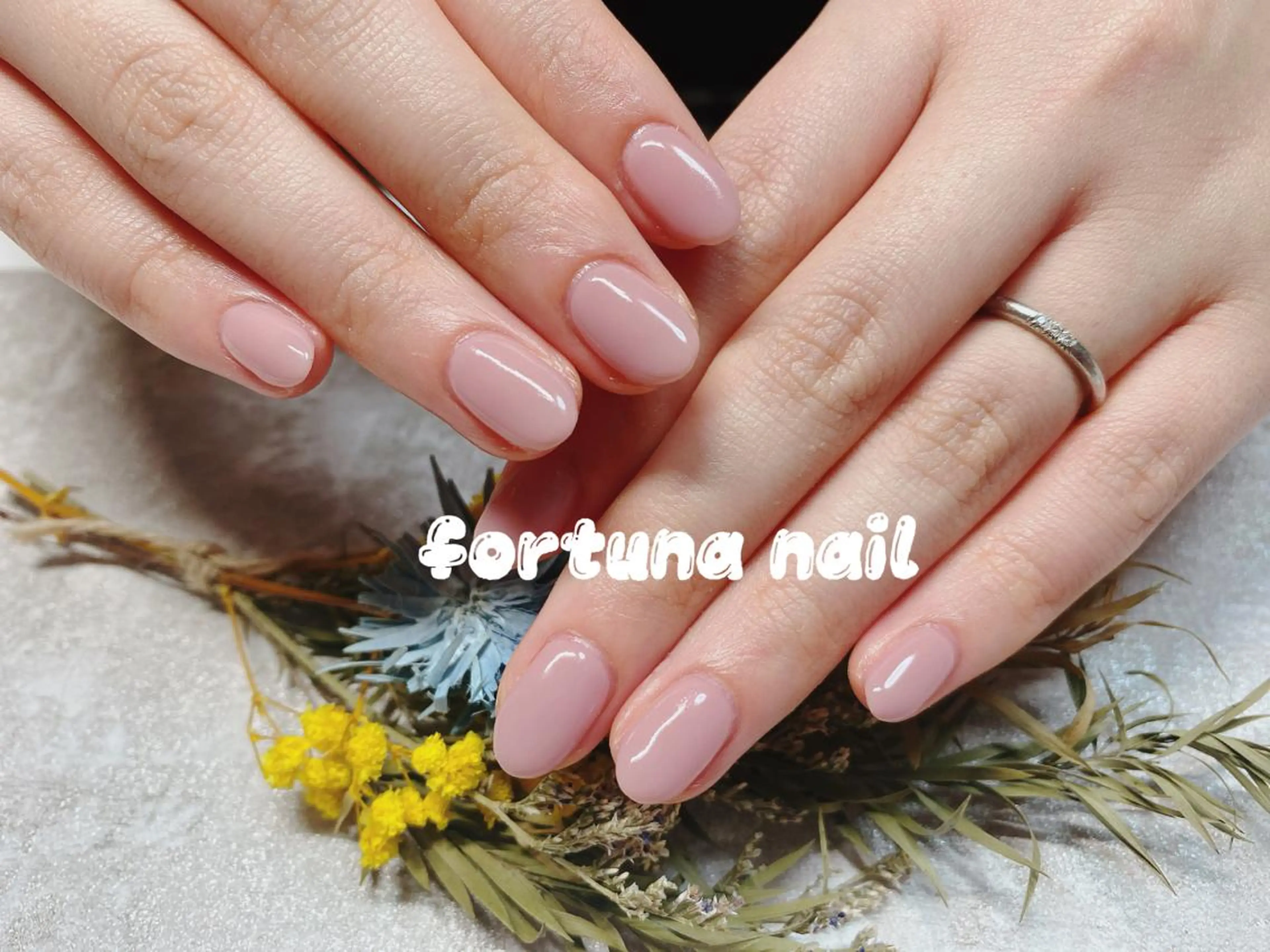 ネイル Nail •Head スパFortunaのネイルデザイン