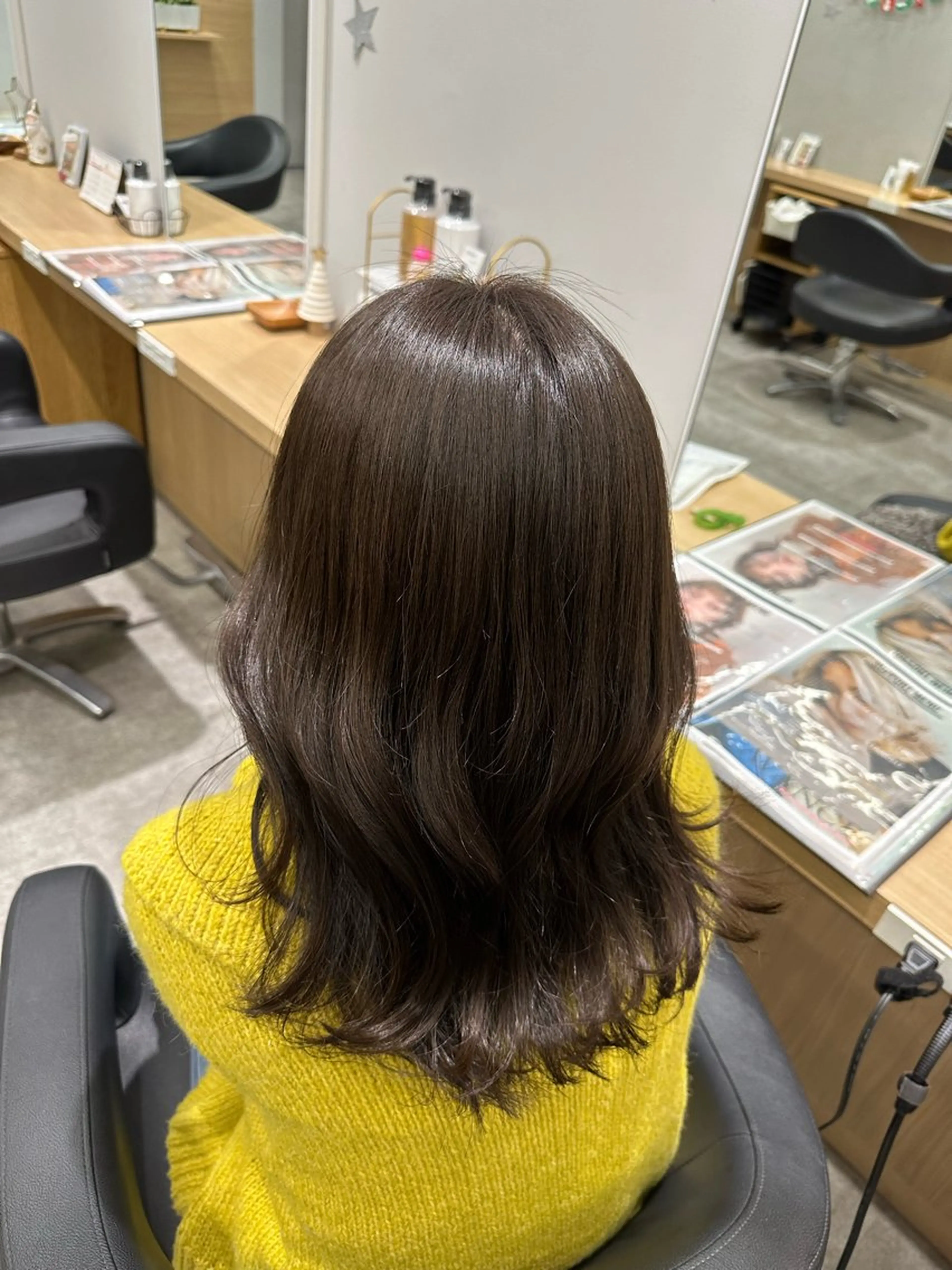 ミディアム カット ヘアカラー 巻ける髪質改善🫧ハ イライト/永田汰伊智のヘアスタイル