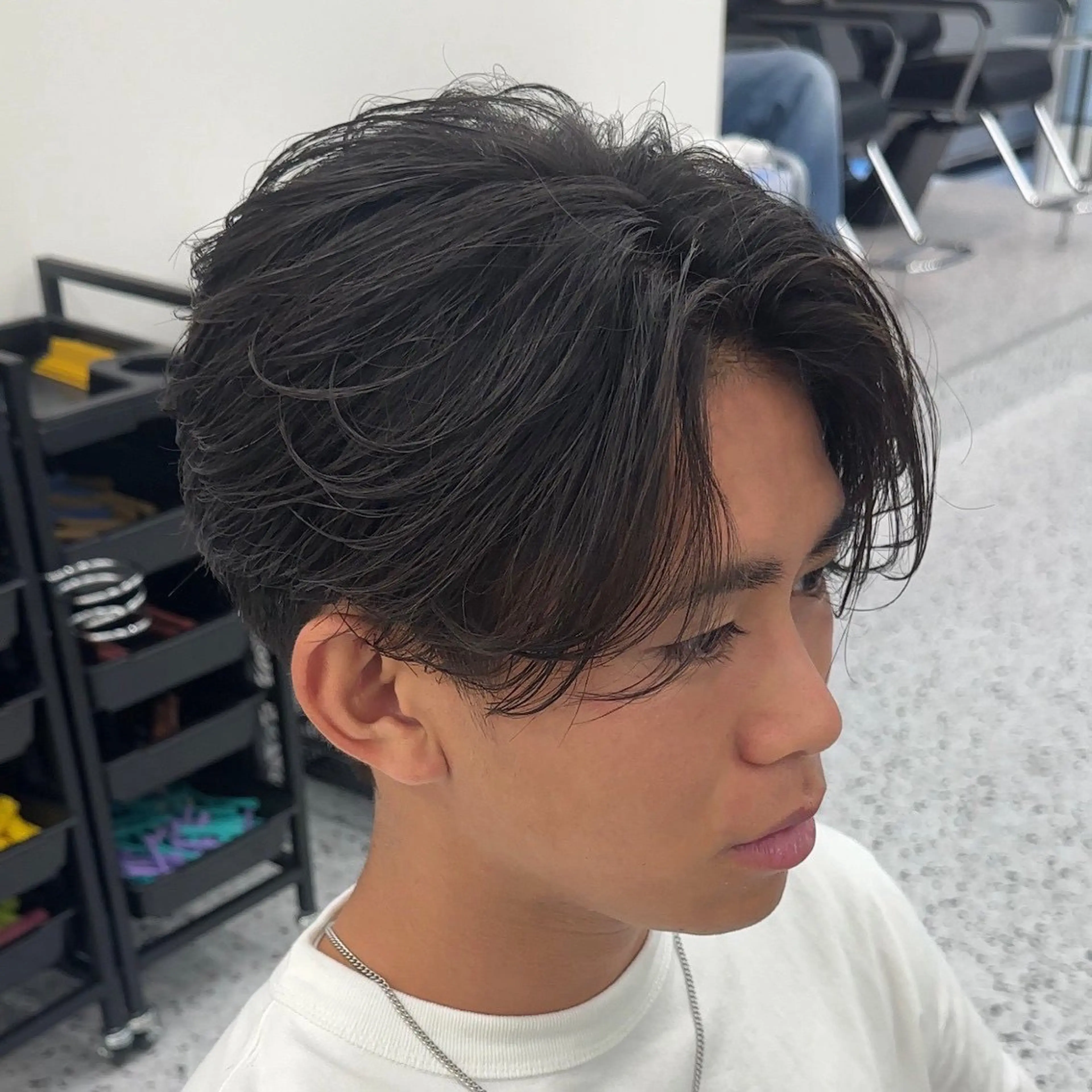 ショート カラー パーマ ✨️メンズ特化波巻き ツイスパ✨️松本真生のヘアスタイル