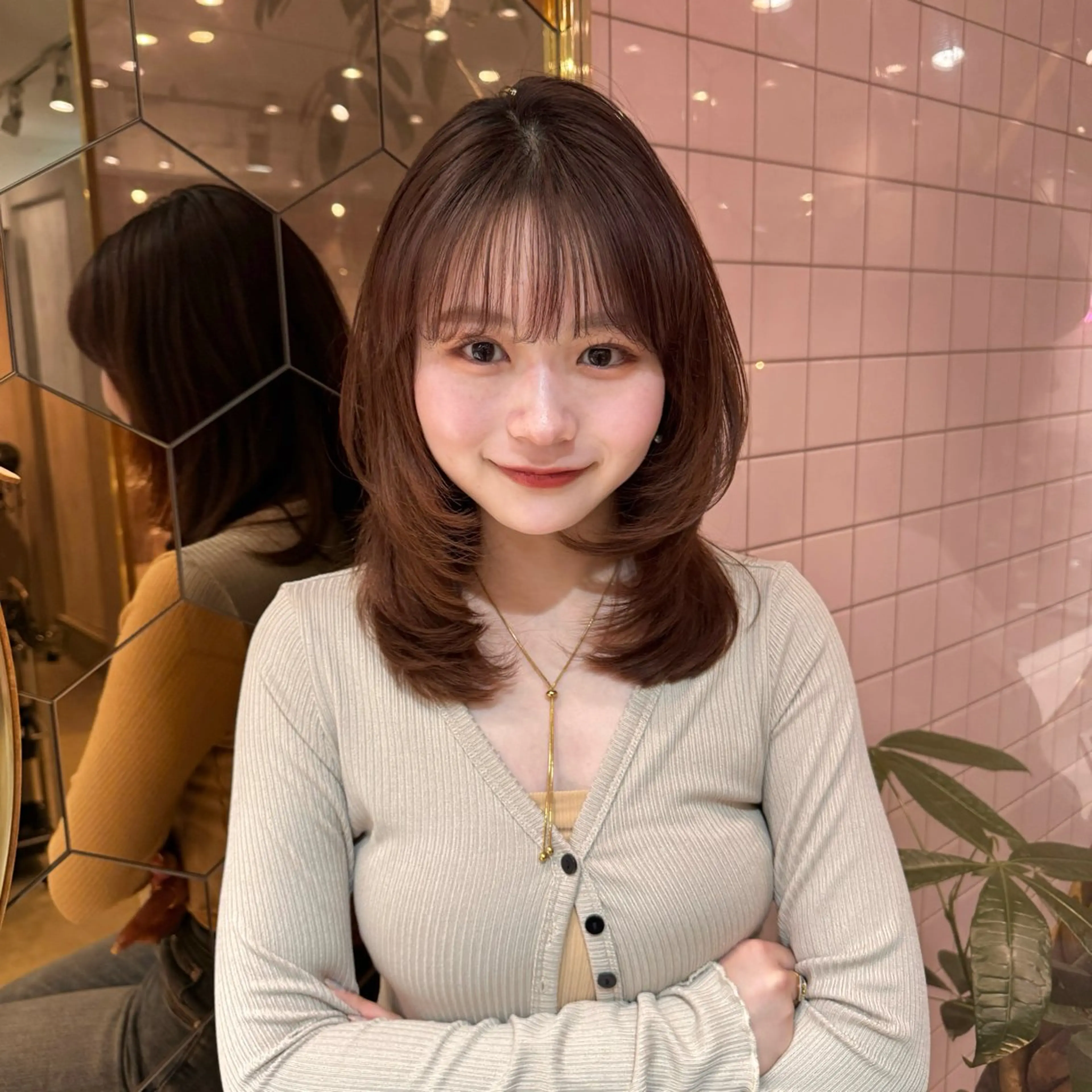 ミディアム ミディアムレイヤー レイヤーカット カット トリートメント 🎀しゅな/韓国 レイヤー/透明感♡のヘアスタイル