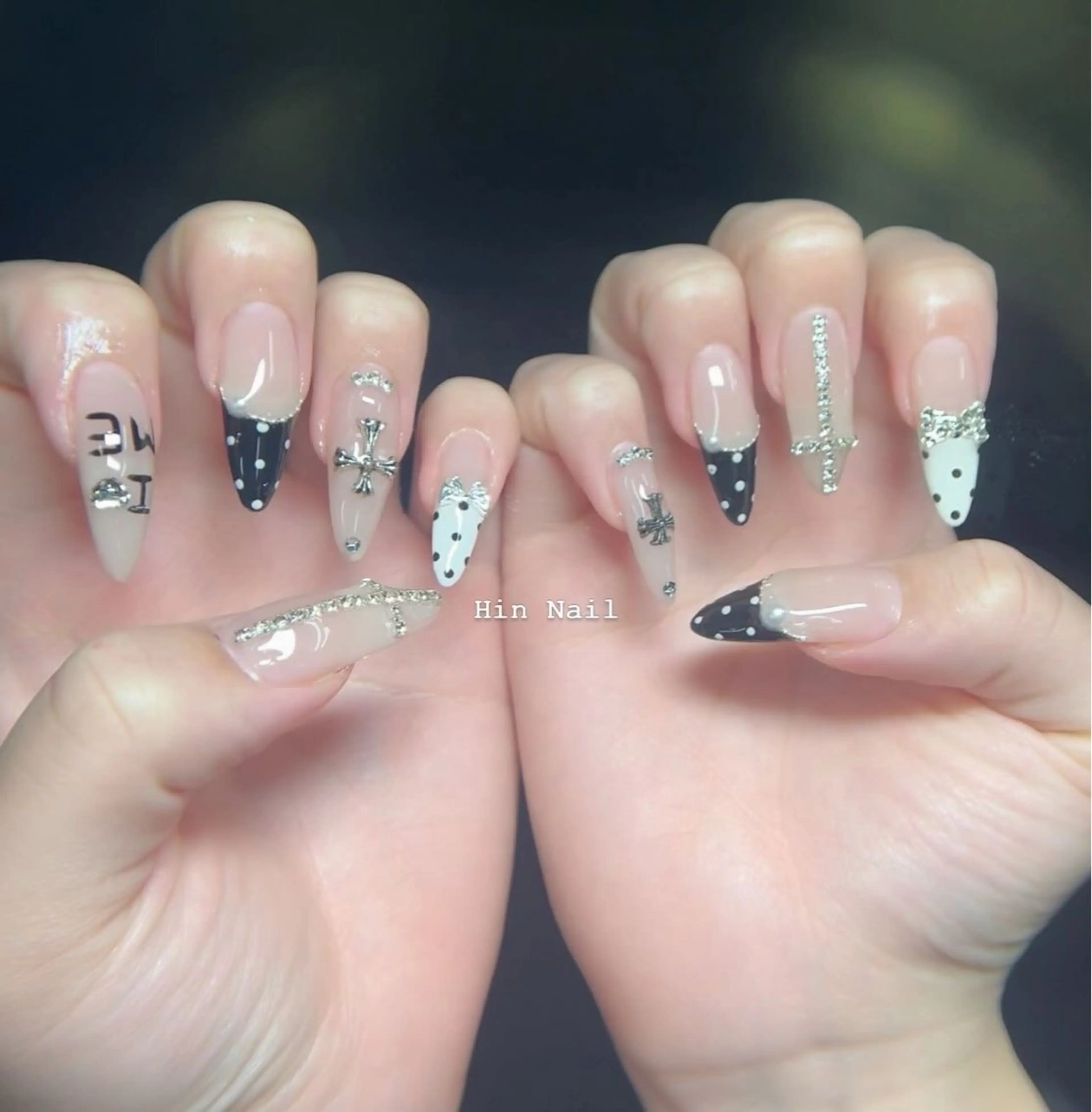 ネイル ハンドネイル HIN NAILのネイルデザイン