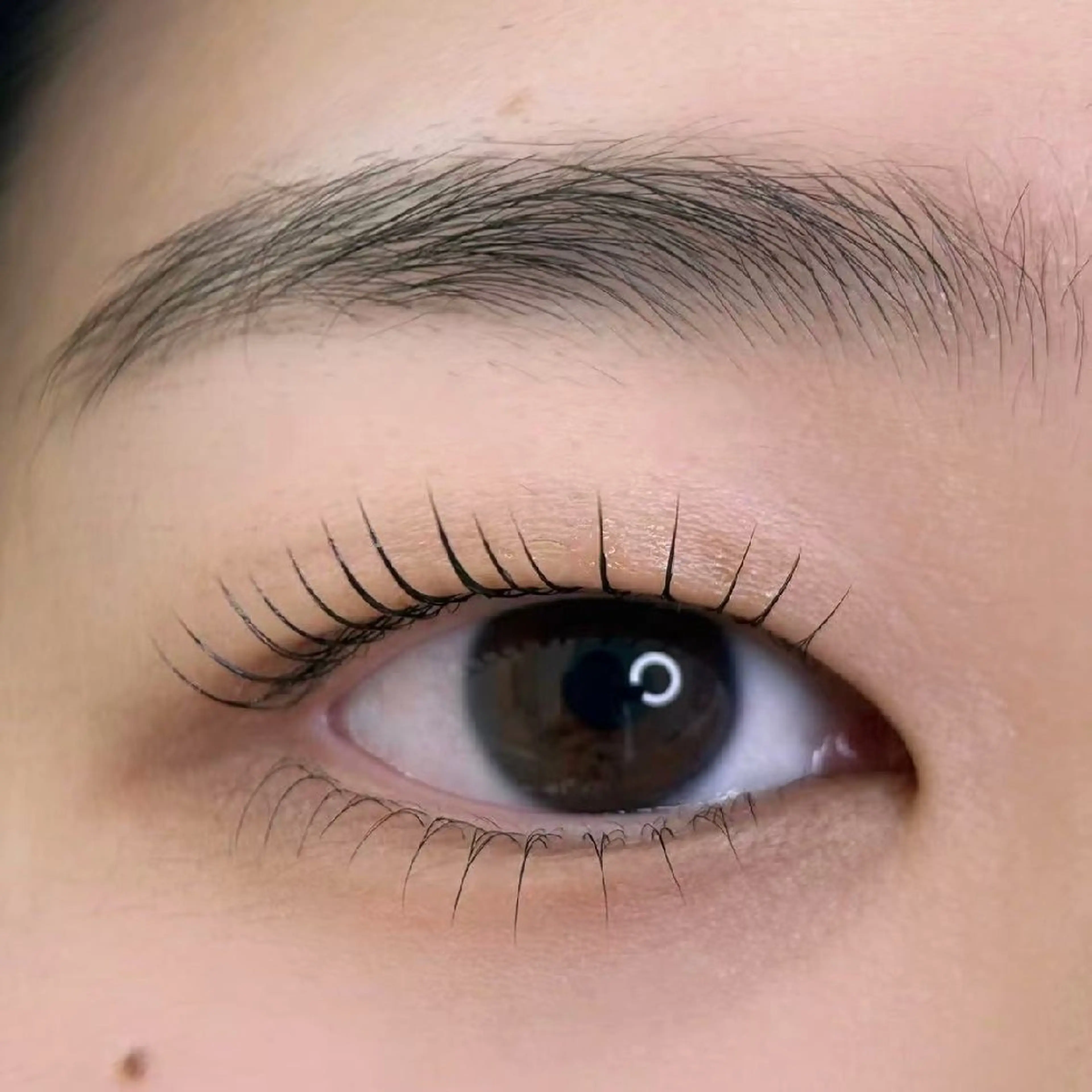 マツエク・マツパ 束感まつ毛 カラーマツエク フラットラッシュ パリジェンヌラッシュリフト まつげパーマ 西山 雅子のマツエク・マツパデザイン