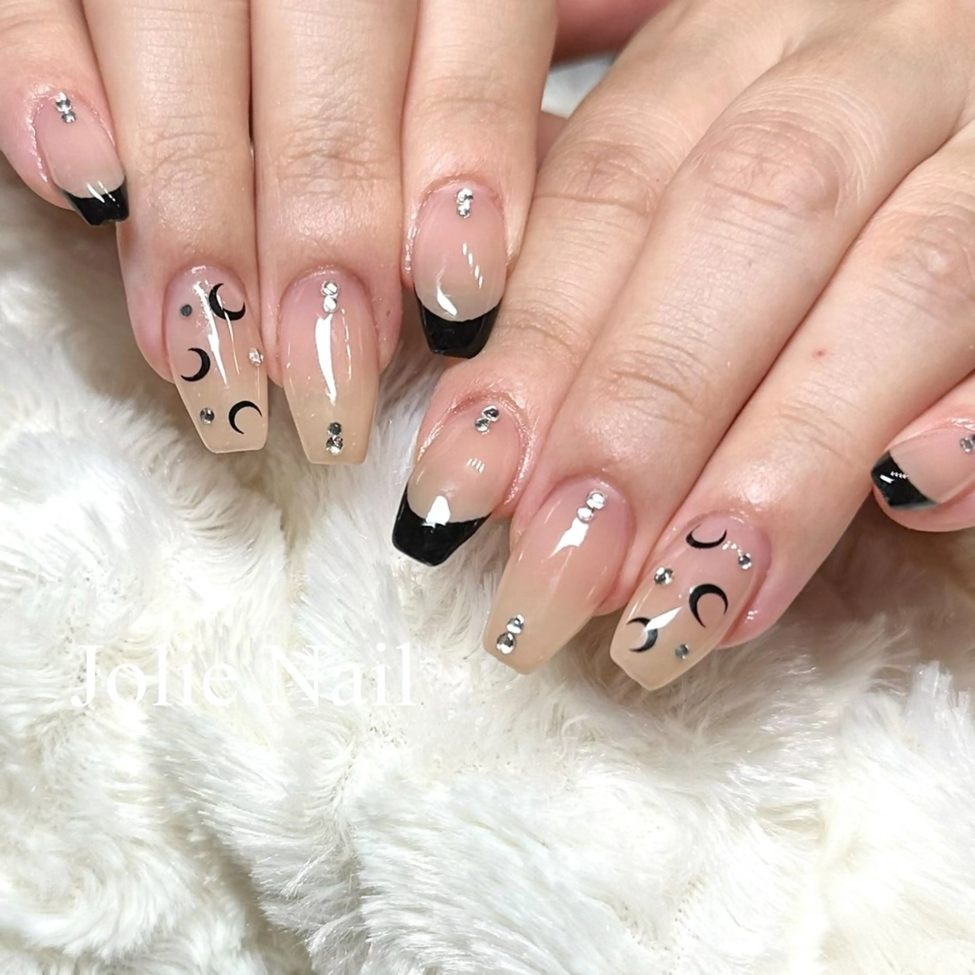 ネイル MIORA︎ マツエク×ネイルのマツエク・マツパデザイン