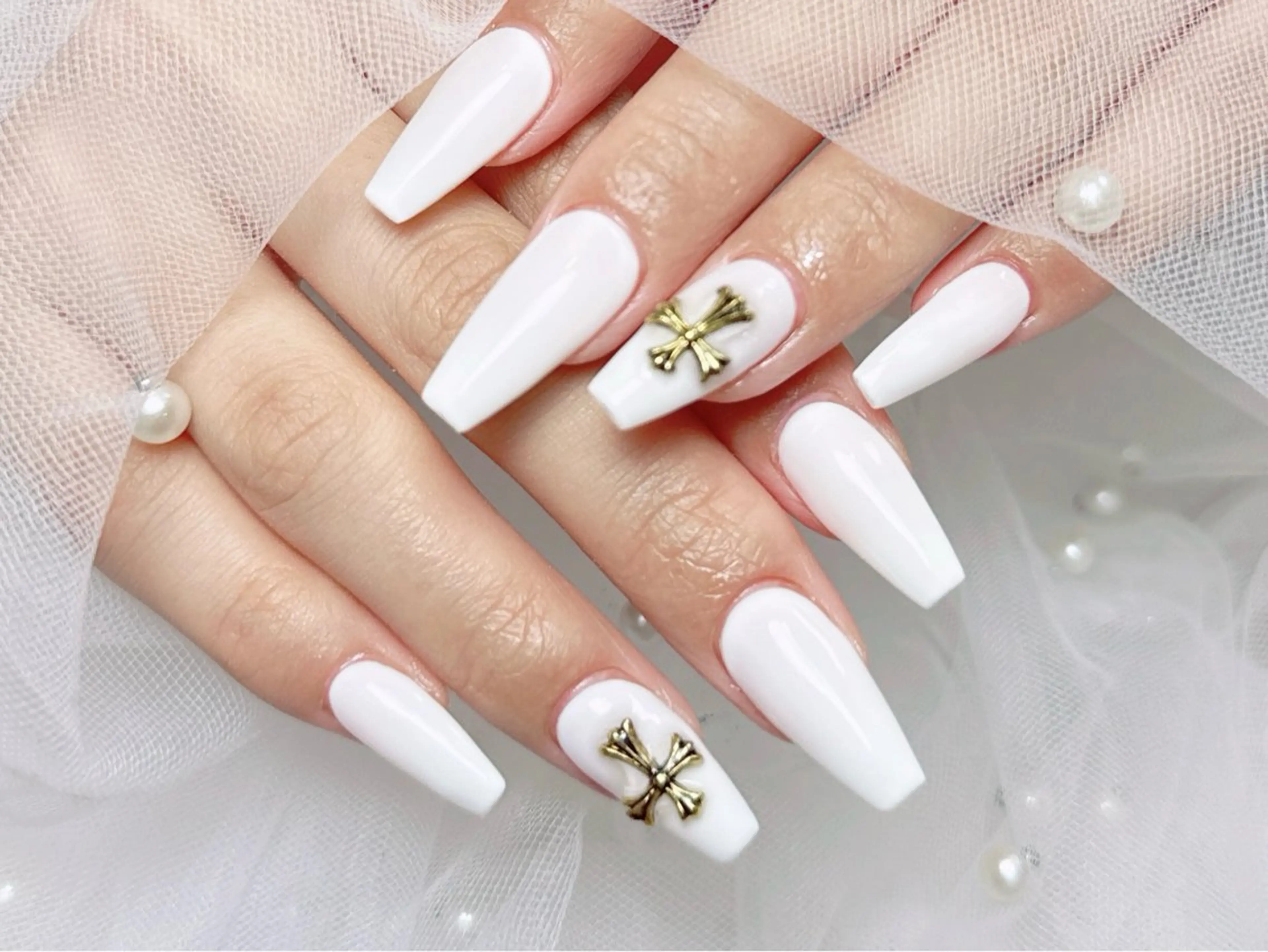 ネイル フレンチネイル ジェルネイル ハート 韓国ネイル マグネットネイル ハンドネイル ネイルサロン lotusのネイルデザイン