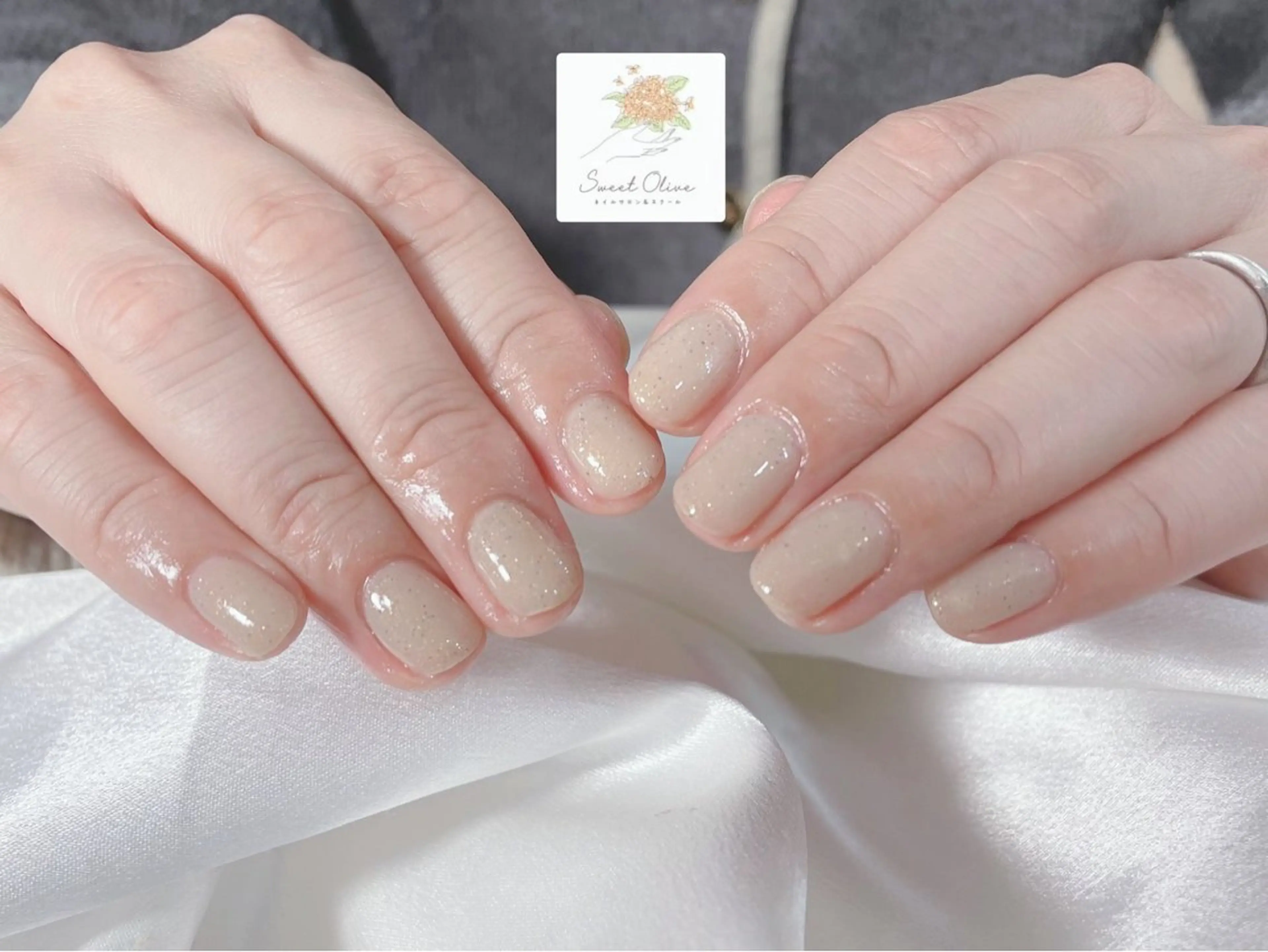 ネイル ワンカラーネイル ハンドネイル SweetOlive Chinatsuのネイルデザイン